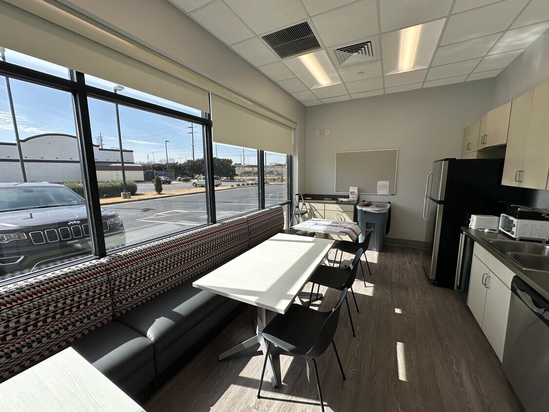 Huntsville - 4240 Balmoral - Available Soon, 4240 Balmoral Drive Southwest, Huntsville, AL 35801