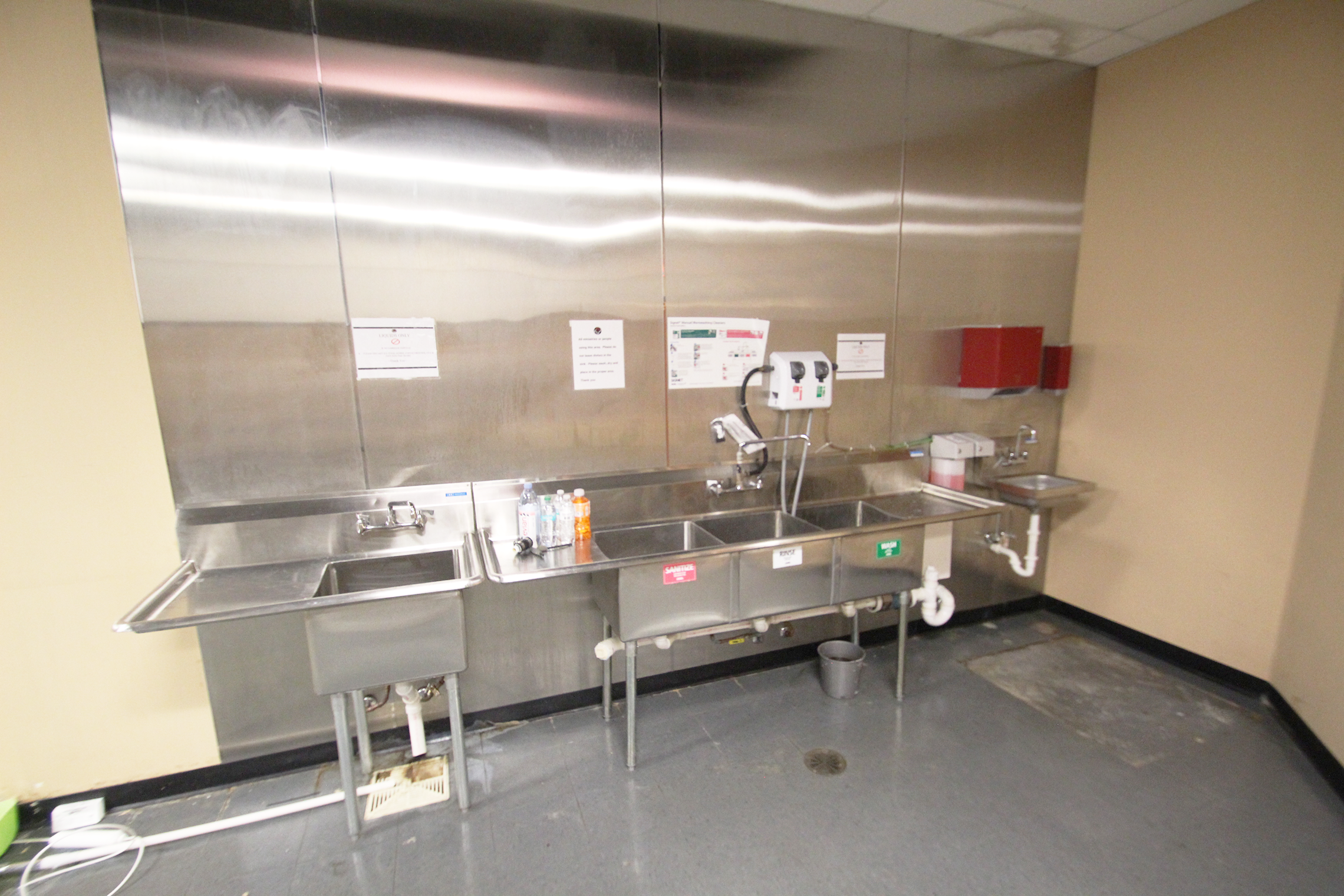 1700 Brittain Road, Akron, OH 44310