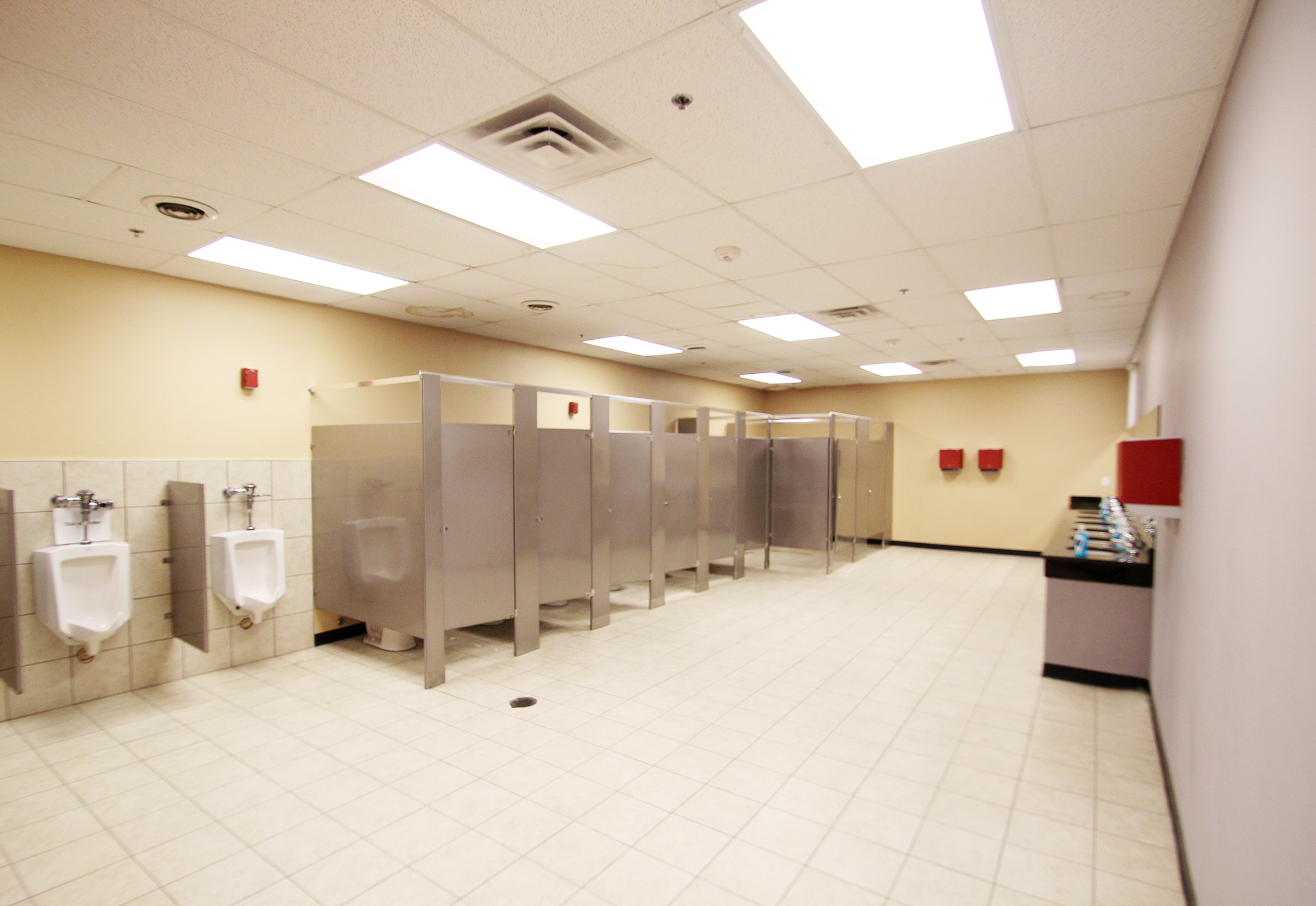 1700 Brittain Road, Akron, OH 44310