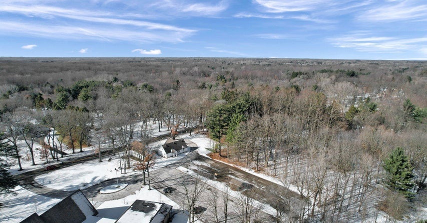 Unique Lease Opportunity for Professional & Community-based Uses, 4656 Meridian Road, Williamston, MI 48895