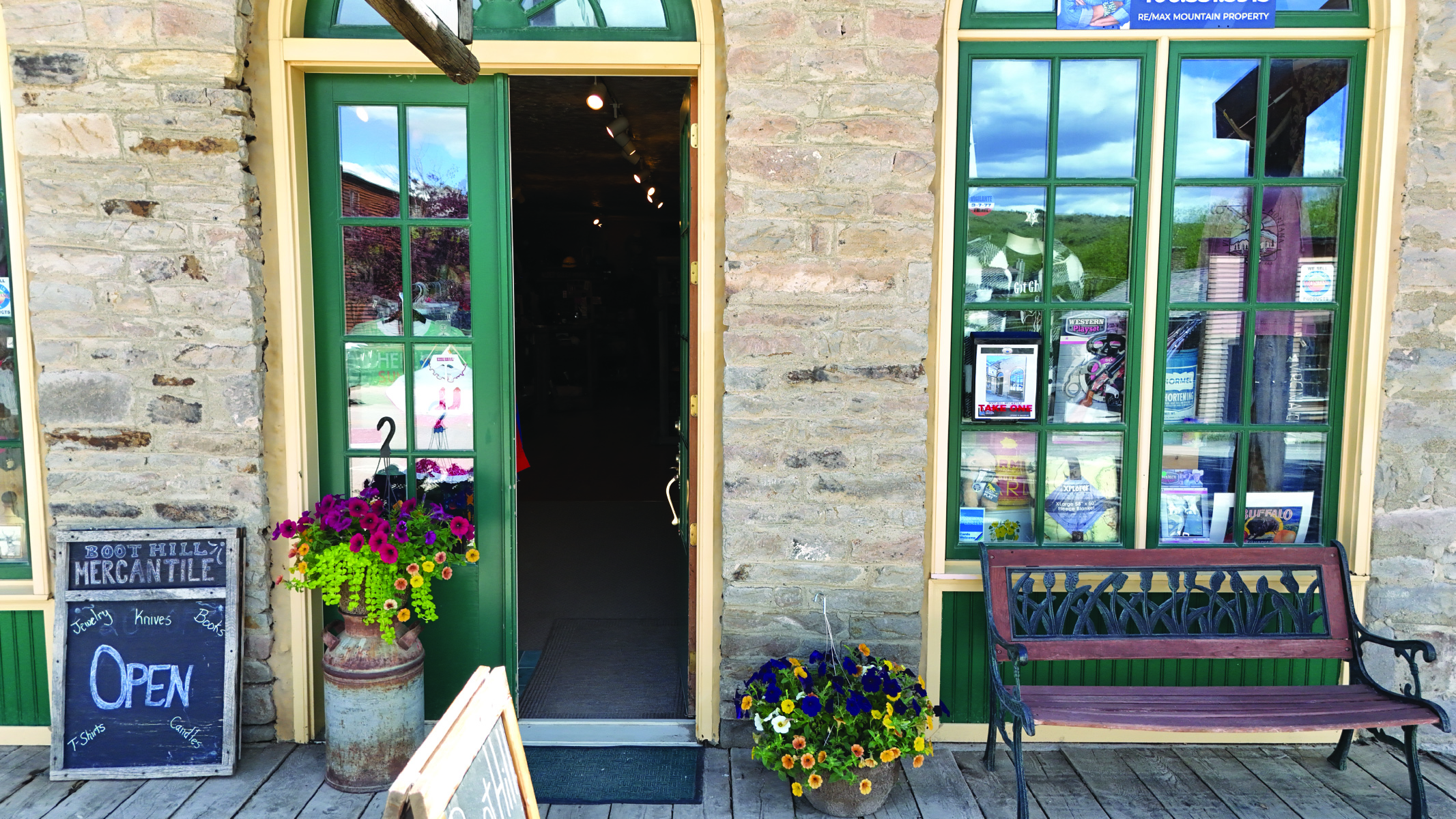 122 Wallace Street, Virginia City, MT 59755