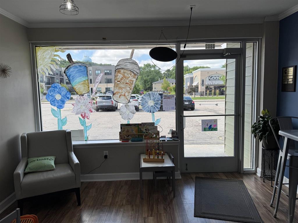 Retail Office Space - McFarland WI, 4802 Farwell Street, McFarland, WI 53558