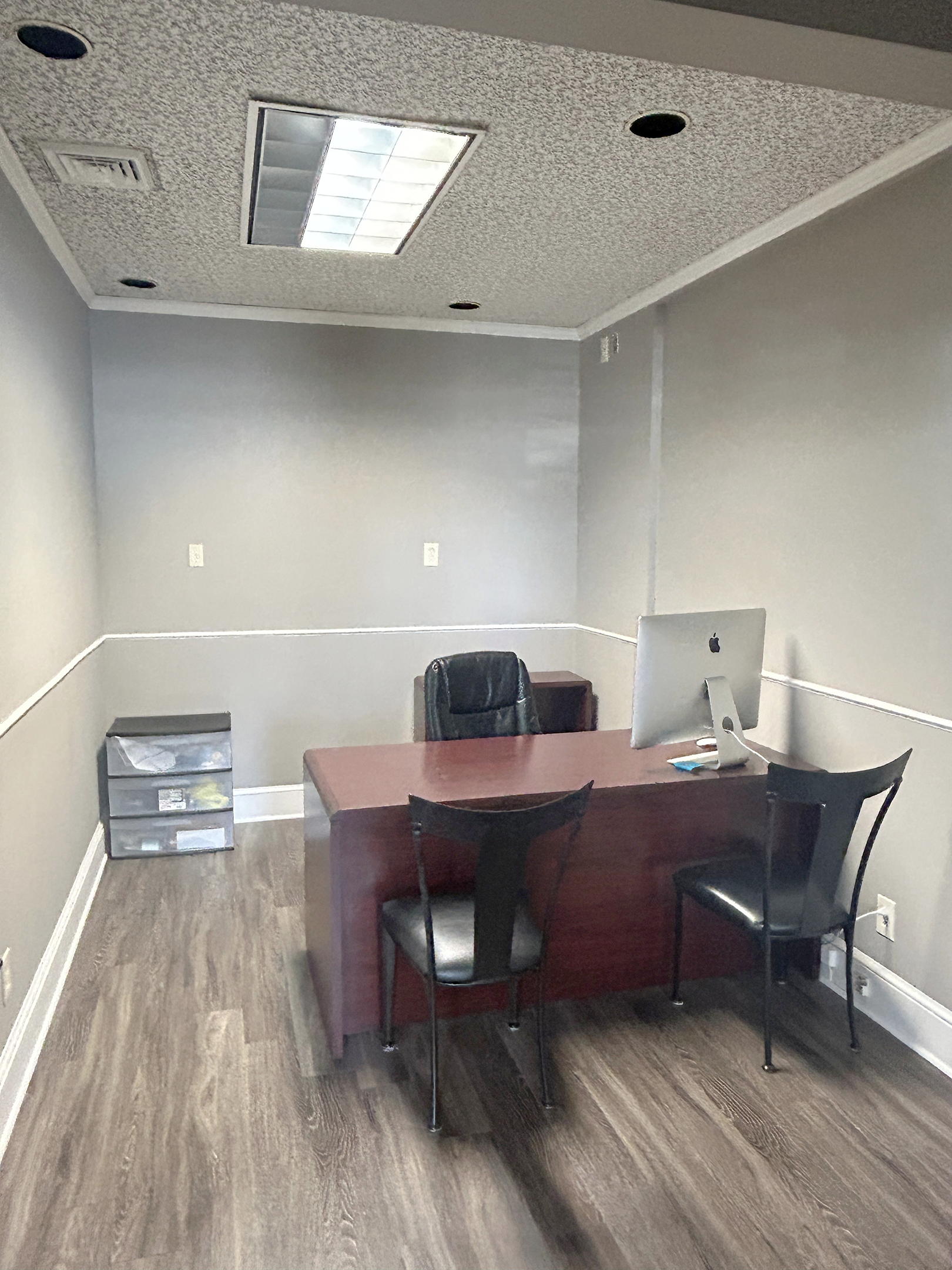 785 Pearl Road, Brunswick, OH 44212