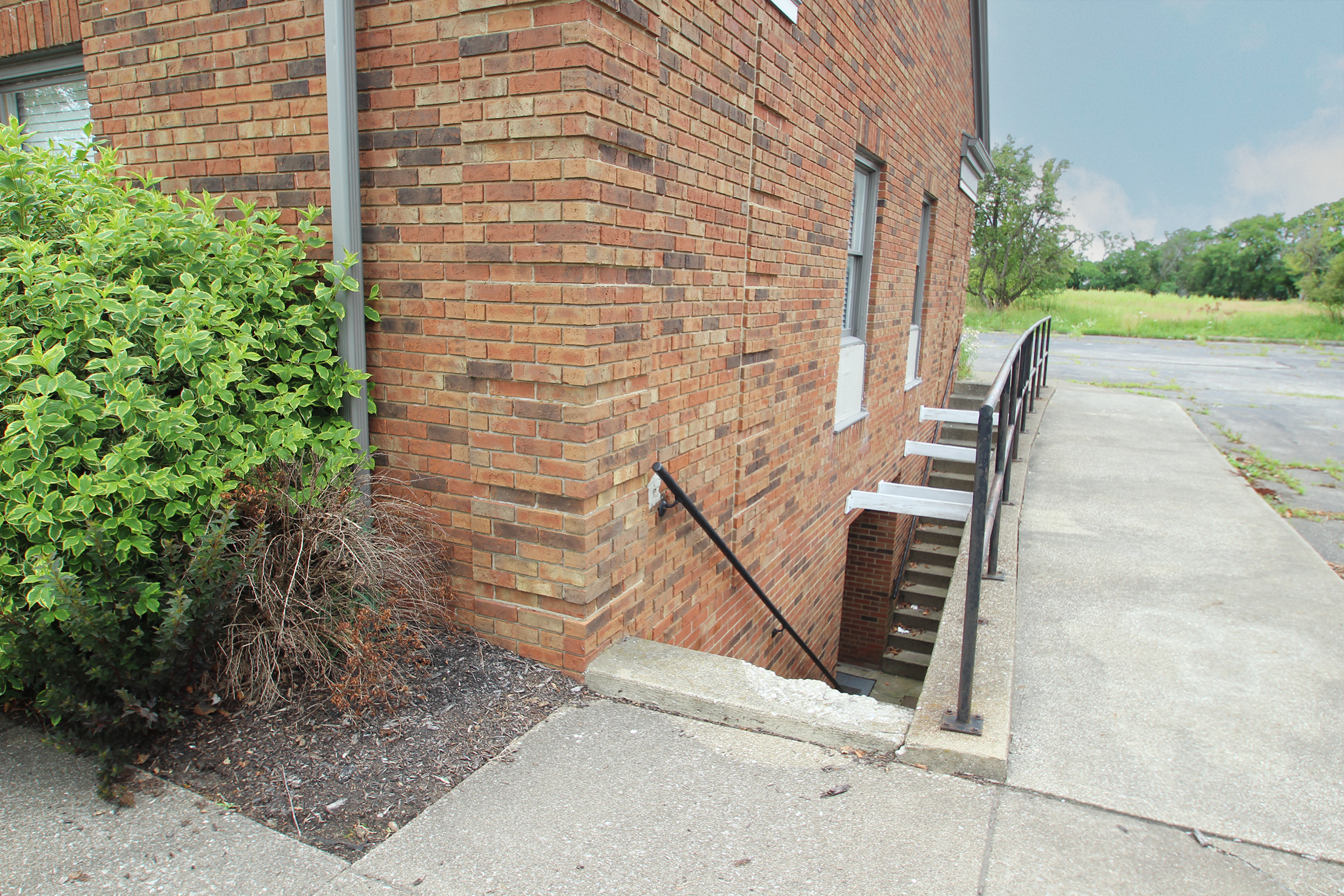785 Pearl Road, Brunswick, OH 44212