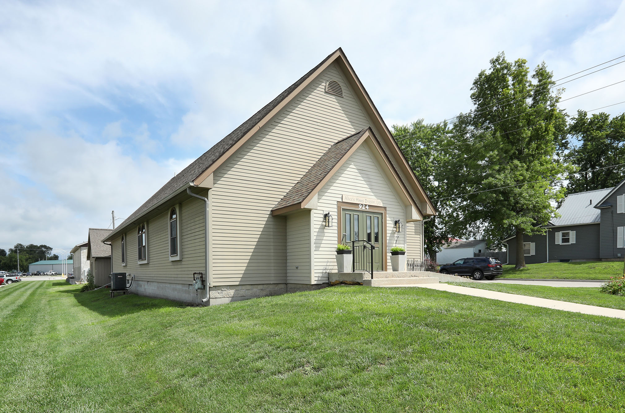 Alice Haus, 924 Otley Avenue, Perry, IA 50220