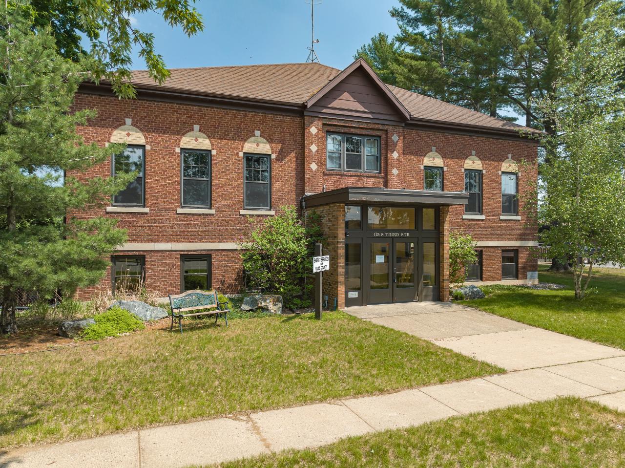 115 South Third Street, Eagle River, WI 54521