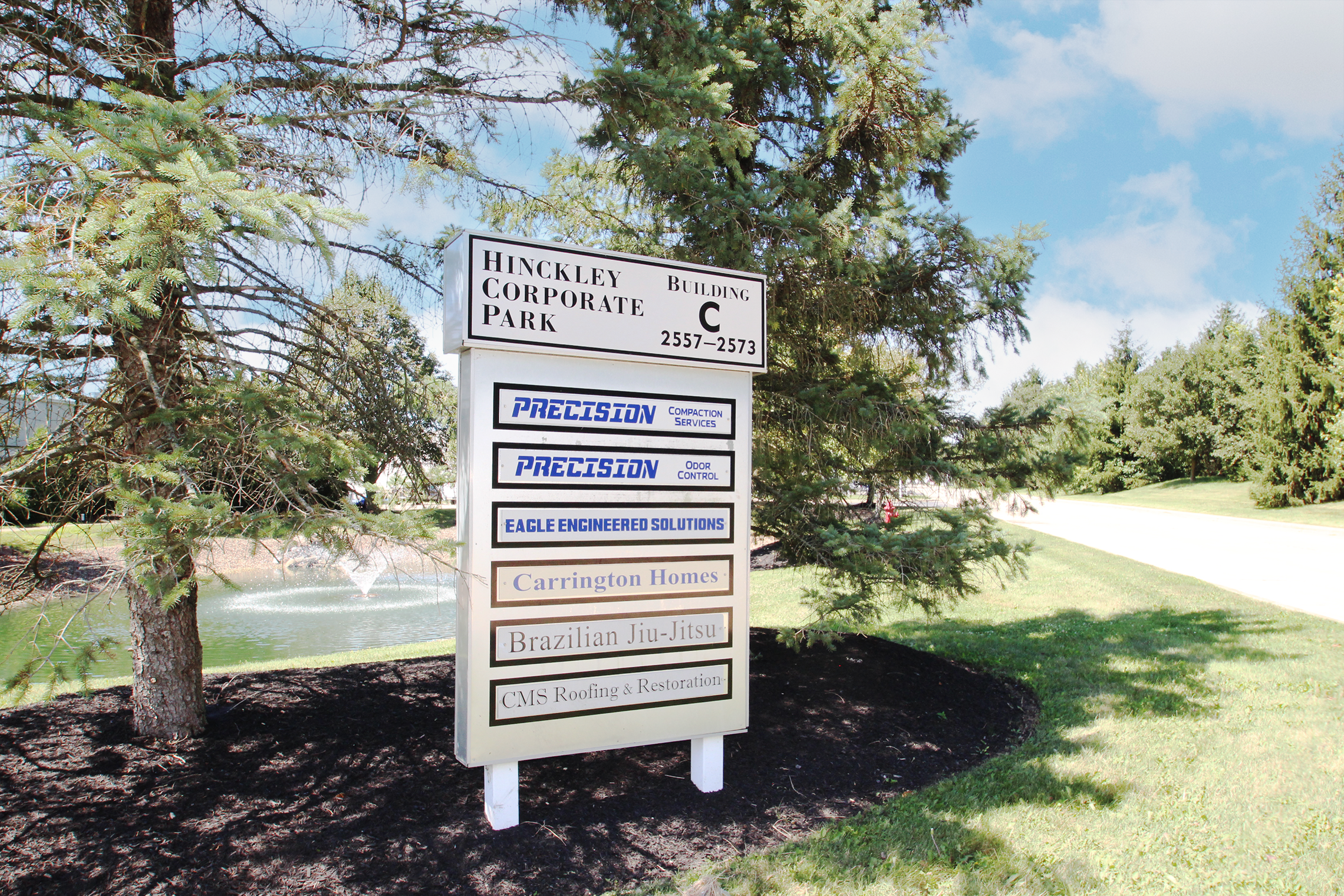 2557 Center Road, Hinckley, OH 44233