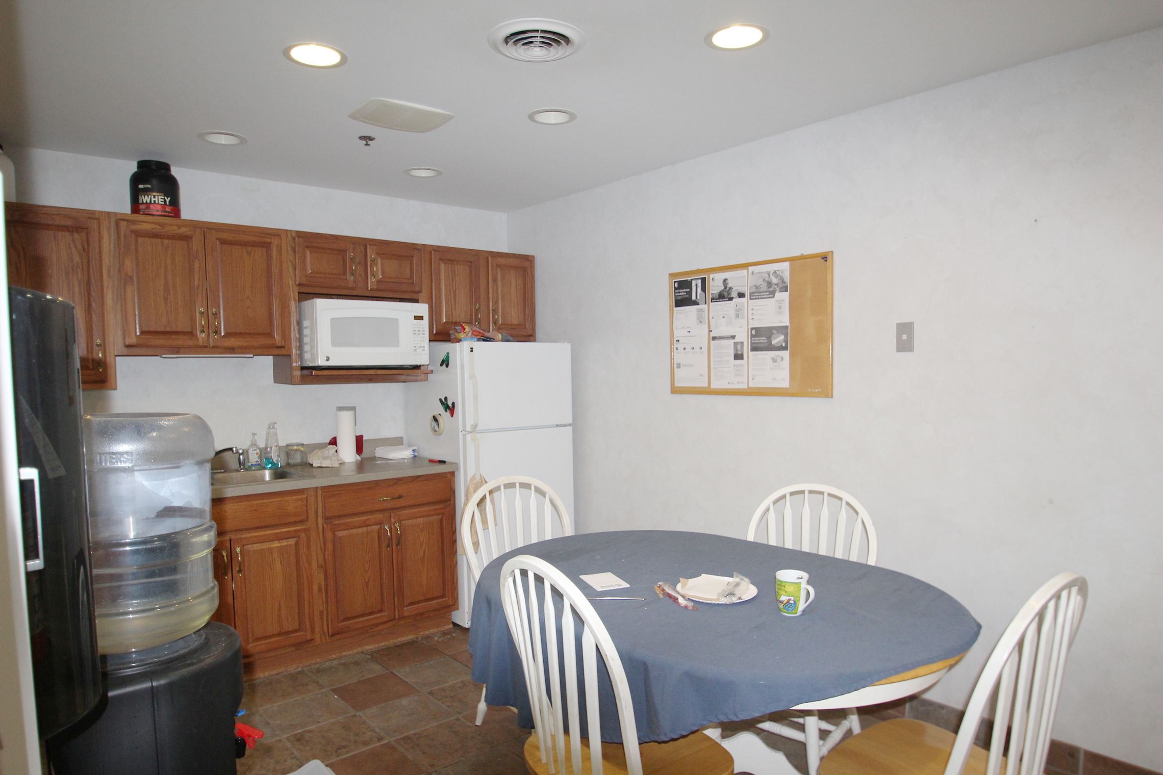 2557 Center Road, Hinckley, OH 44233