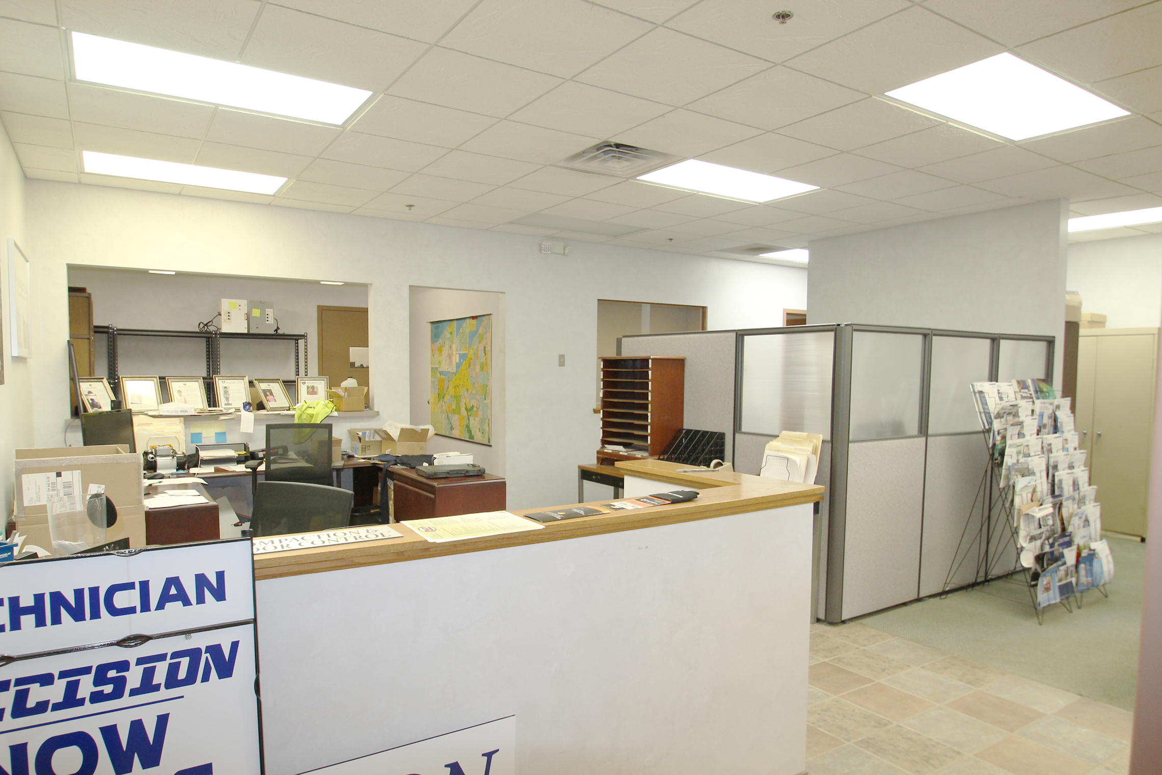 2557 Center Road, Hinckley, OH 44233