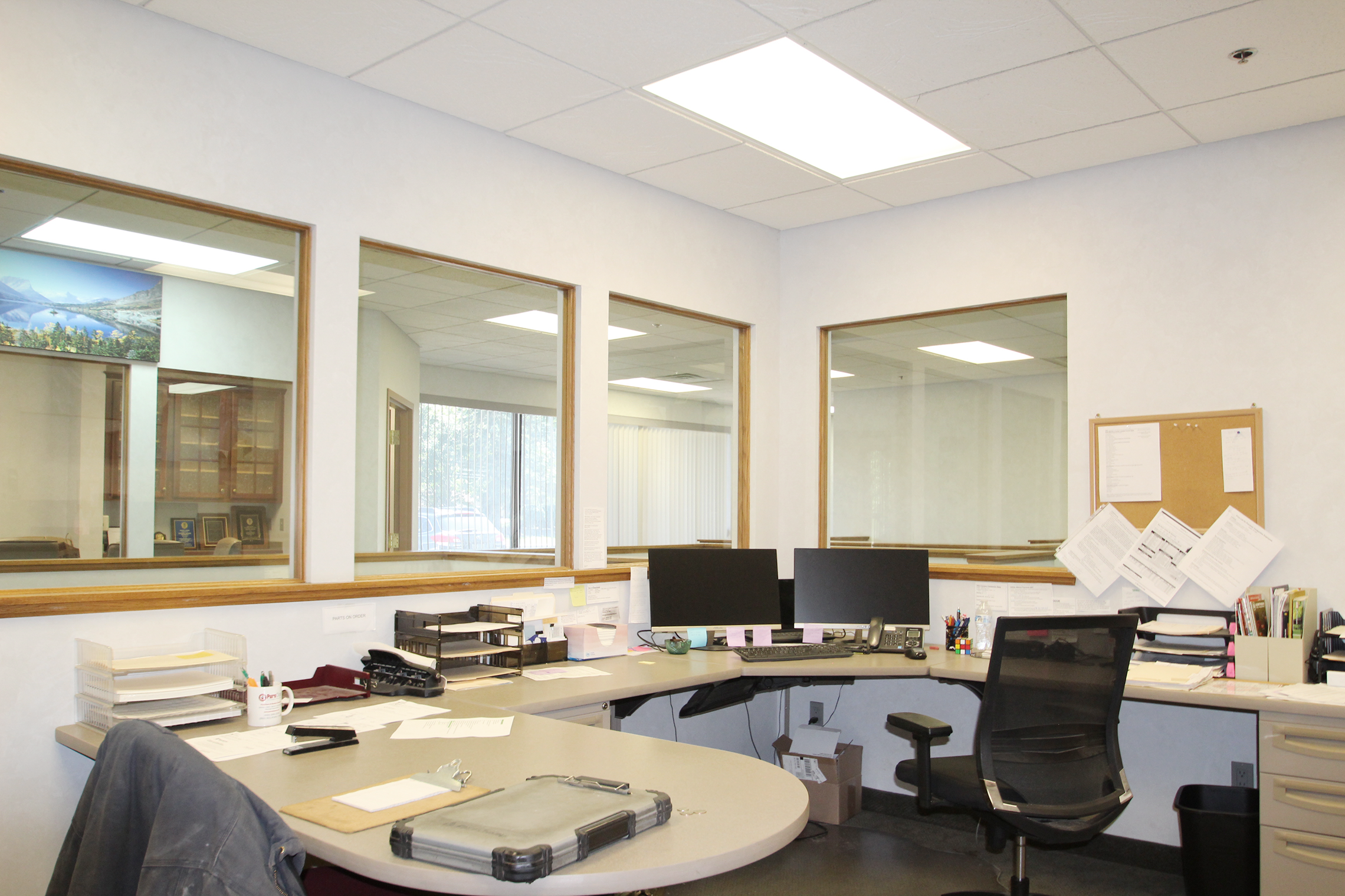 2557 Center Road, Hinckley, OH 44233