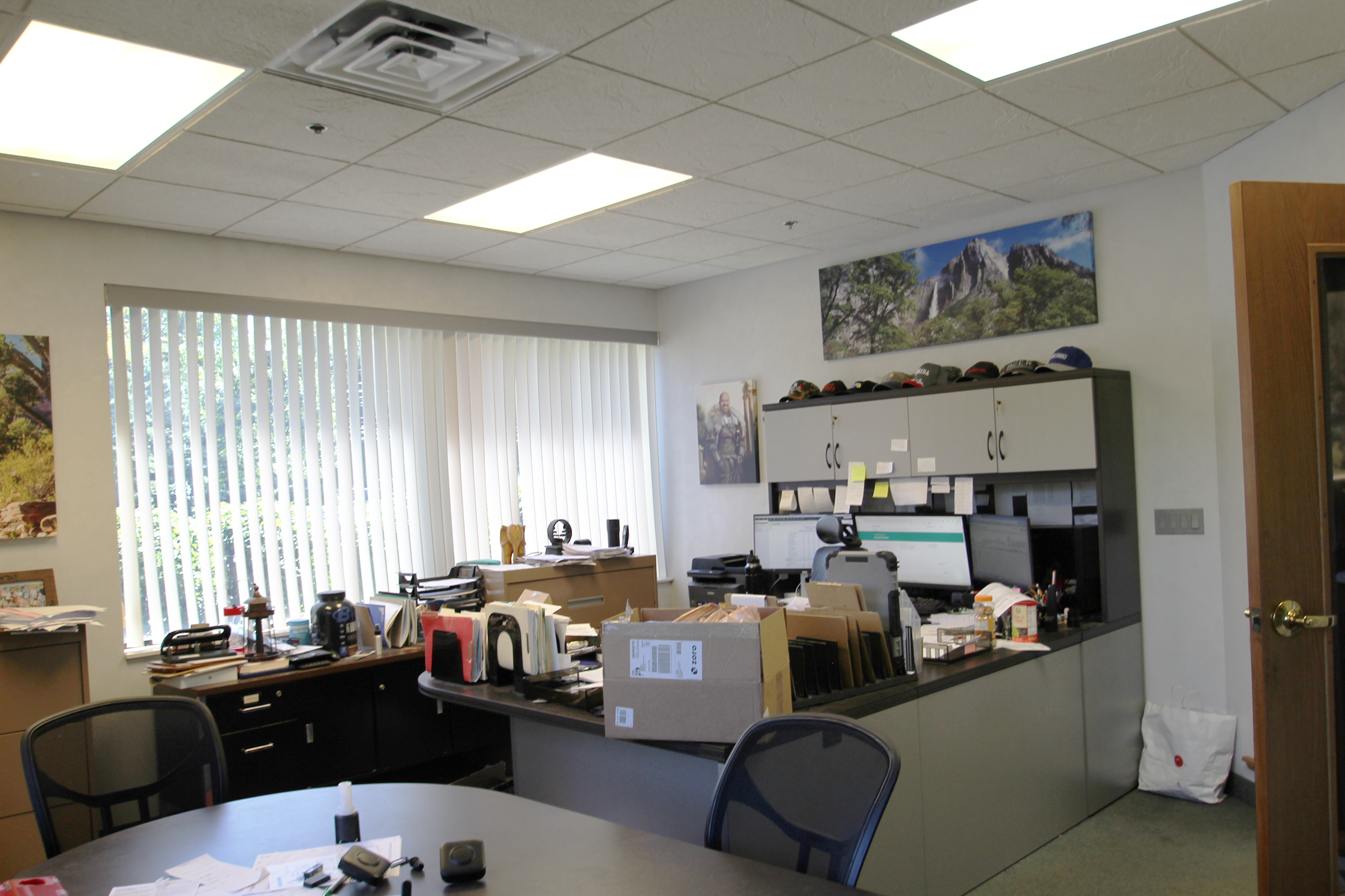 2557 Center Road, Hinckley, OH 44233