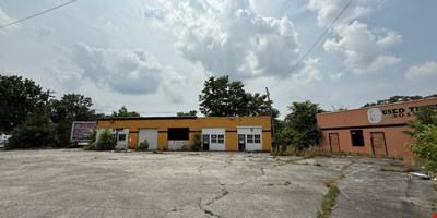 Waldorf Auto Repair Property