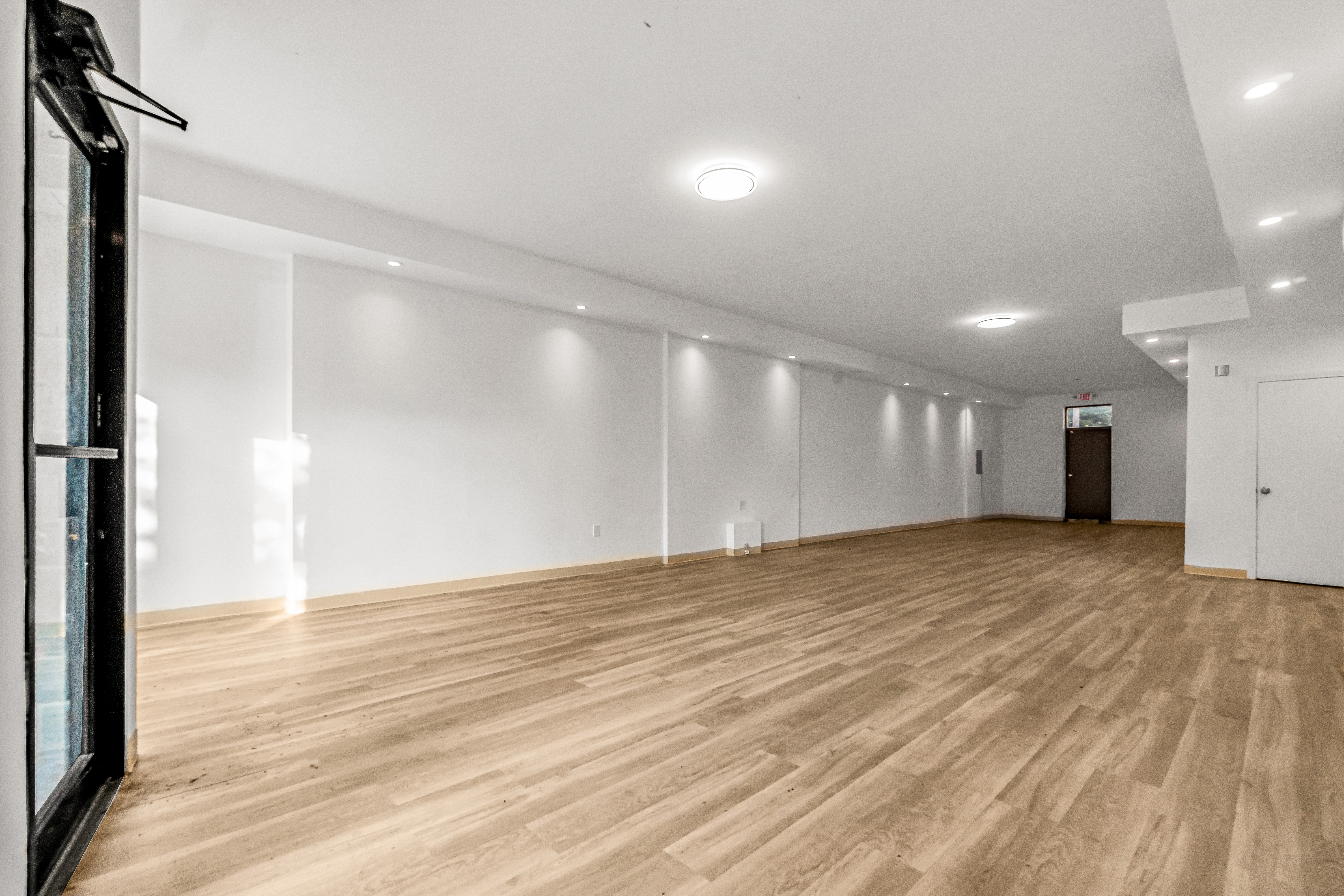 1296 State Street, New Haven, CT 06511