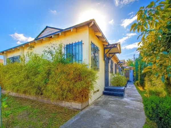 208 W 90th St Apartments 