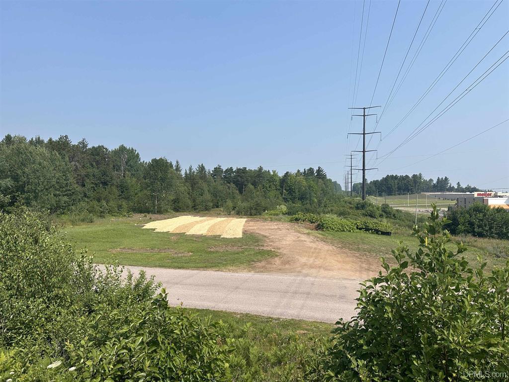 420 Brickyard, 420 Brickyard Road, Marquette, MI 49855