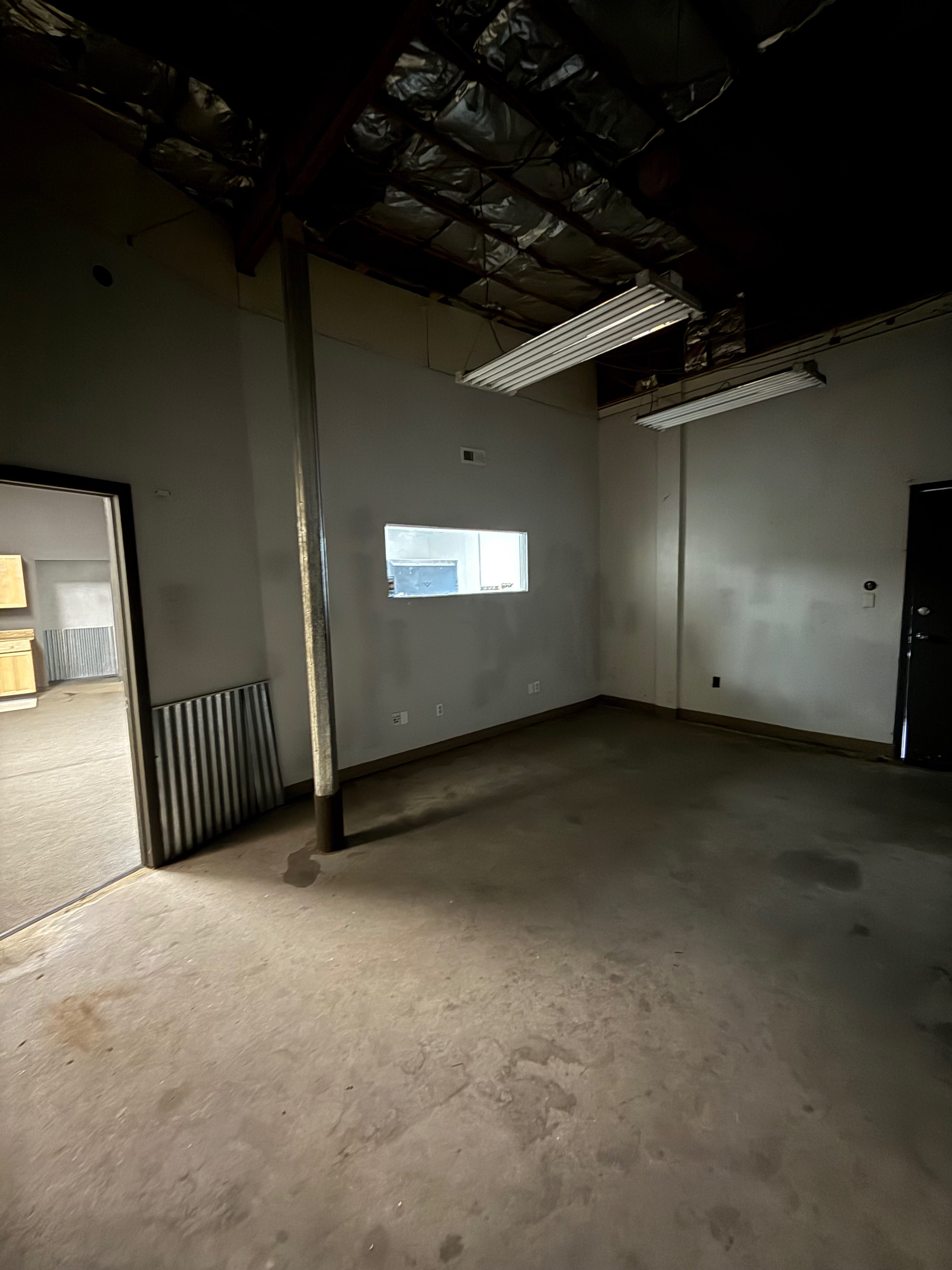 Industrial Retail Building, 719 South Sierra Madre Street, Colorado Springs, CO 80903