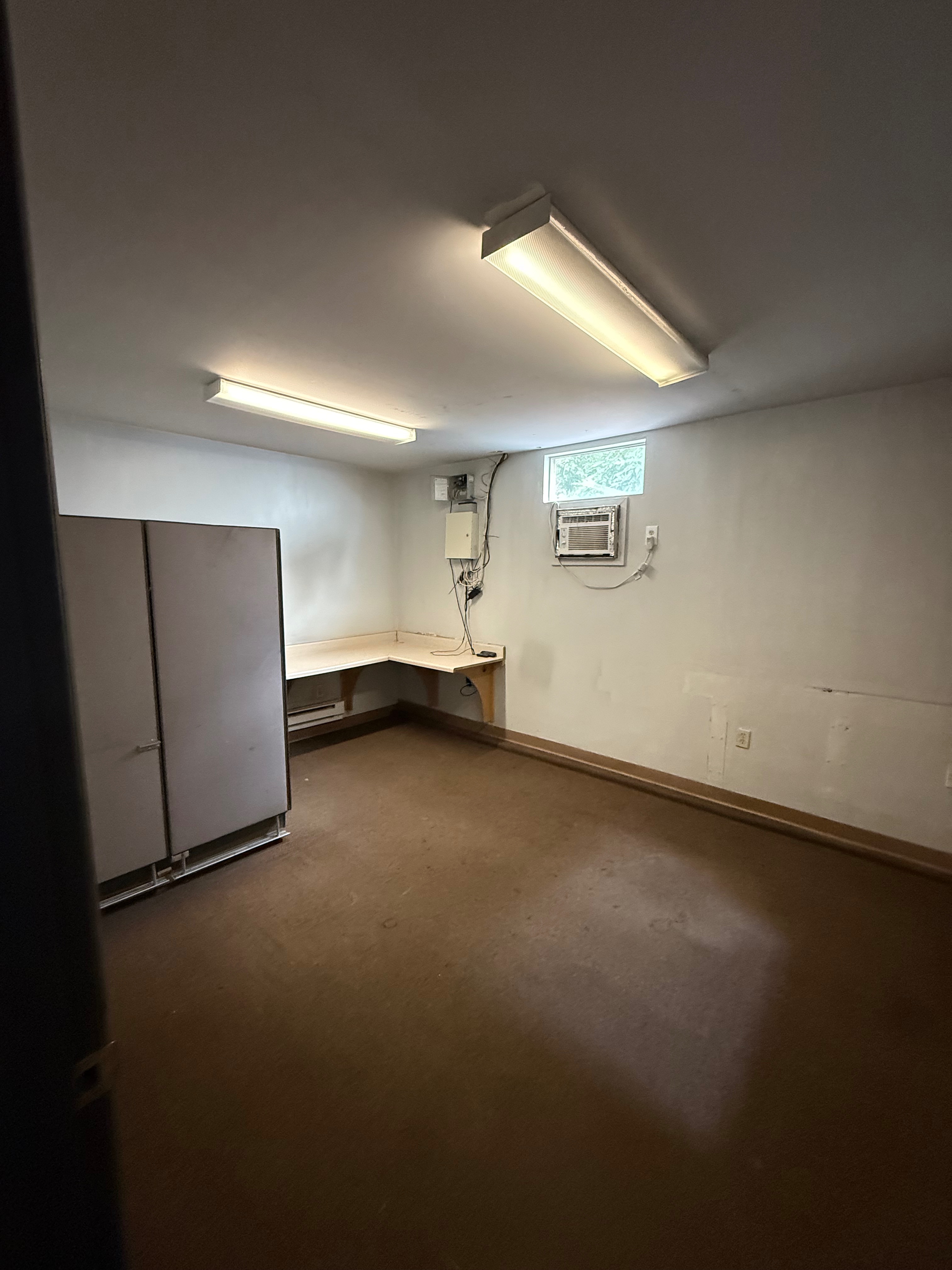 Industrial Retail Building, 719 South Sierra Madre Street, Colorado Springs, CO 80903