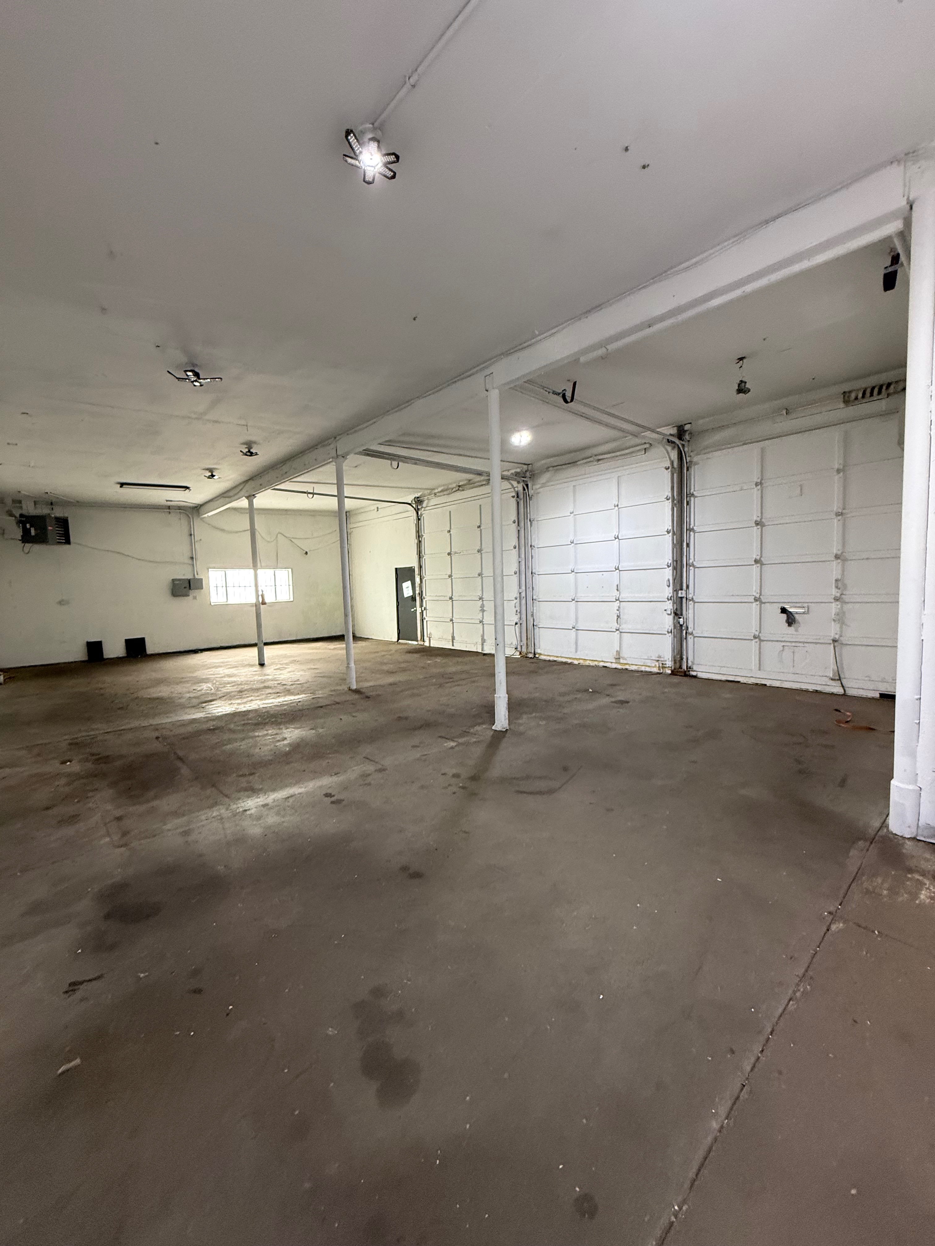 Industrial Retail Building, 719 South Sierra Madre Street, Colorado Springs, CO 80903