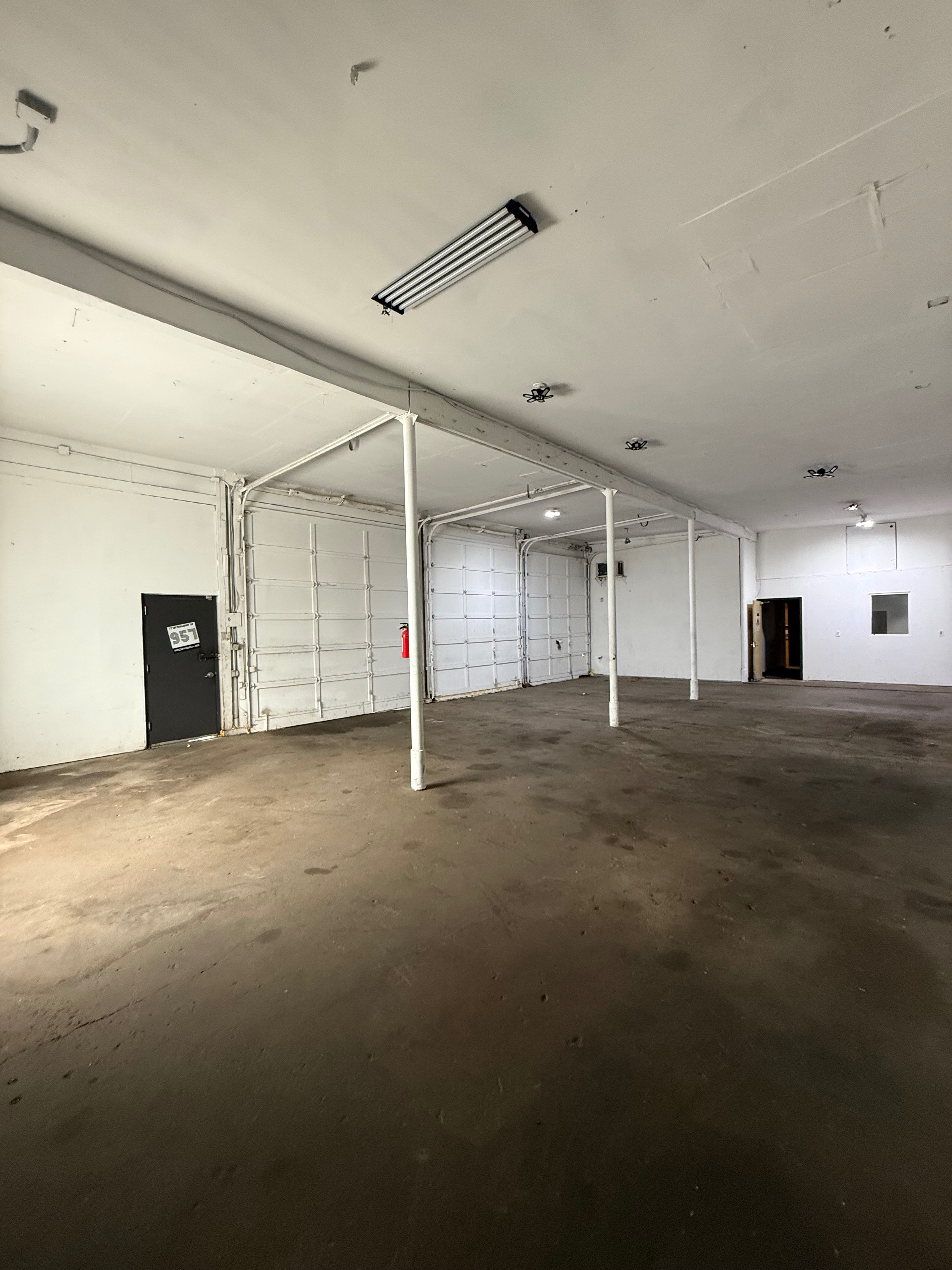 Industrial Retail Building, 719 South Sierra Madre Street, Colorado Springs, CO 80903