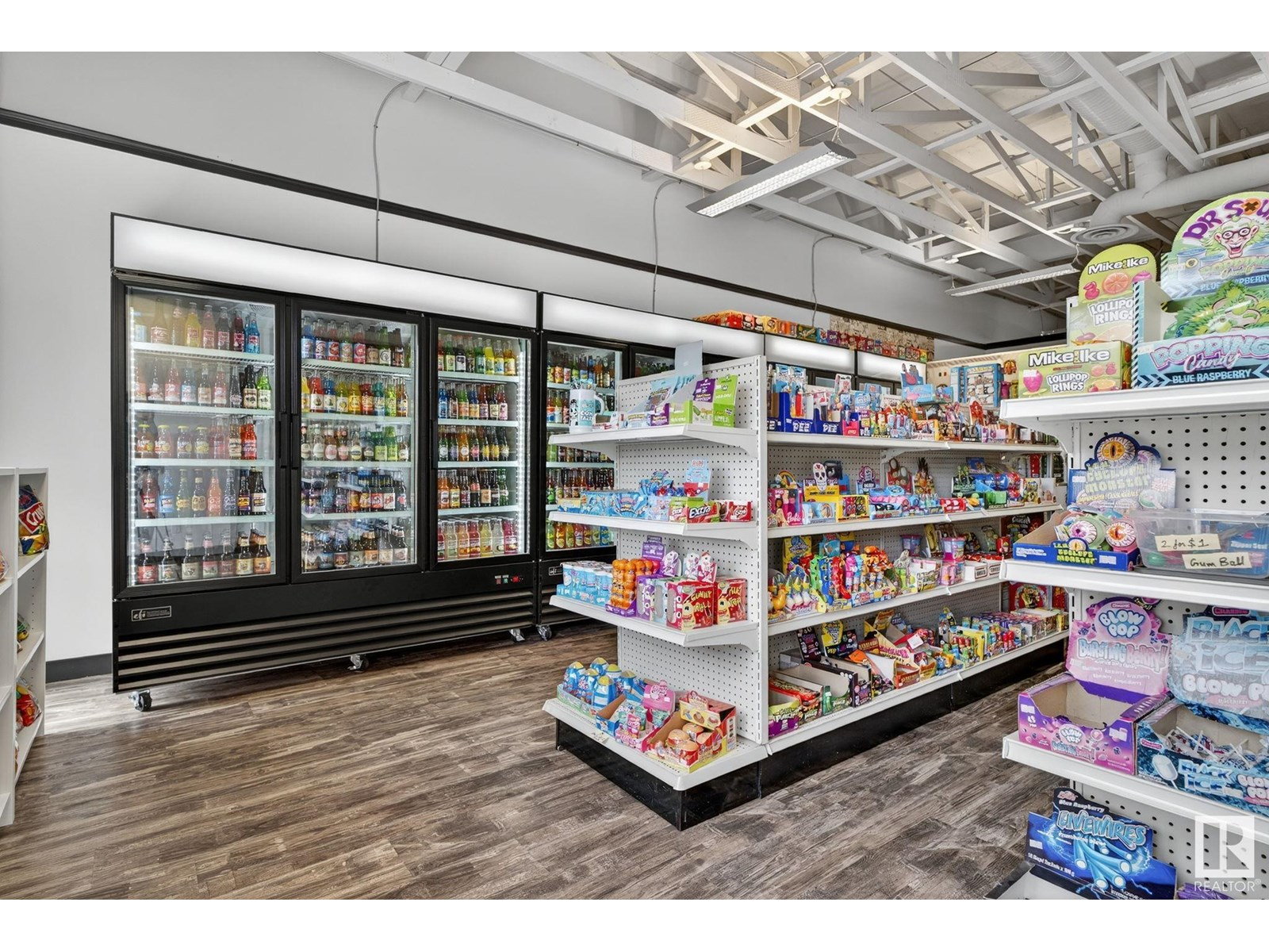 Sweet Retail Opportunity, Edmonton, AB, Canada