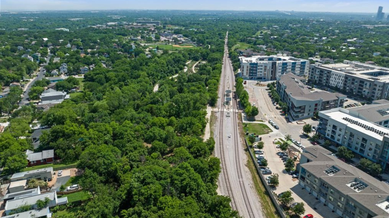 2907 E Martin Luther King Jr, Austin, Texas 78702