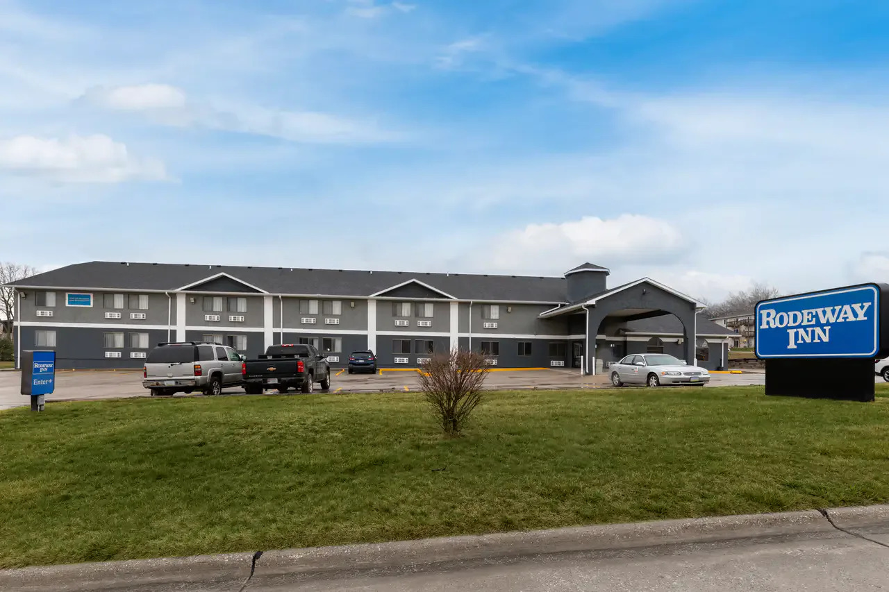 800 Senate Avenue, Red Oak, IA 51566