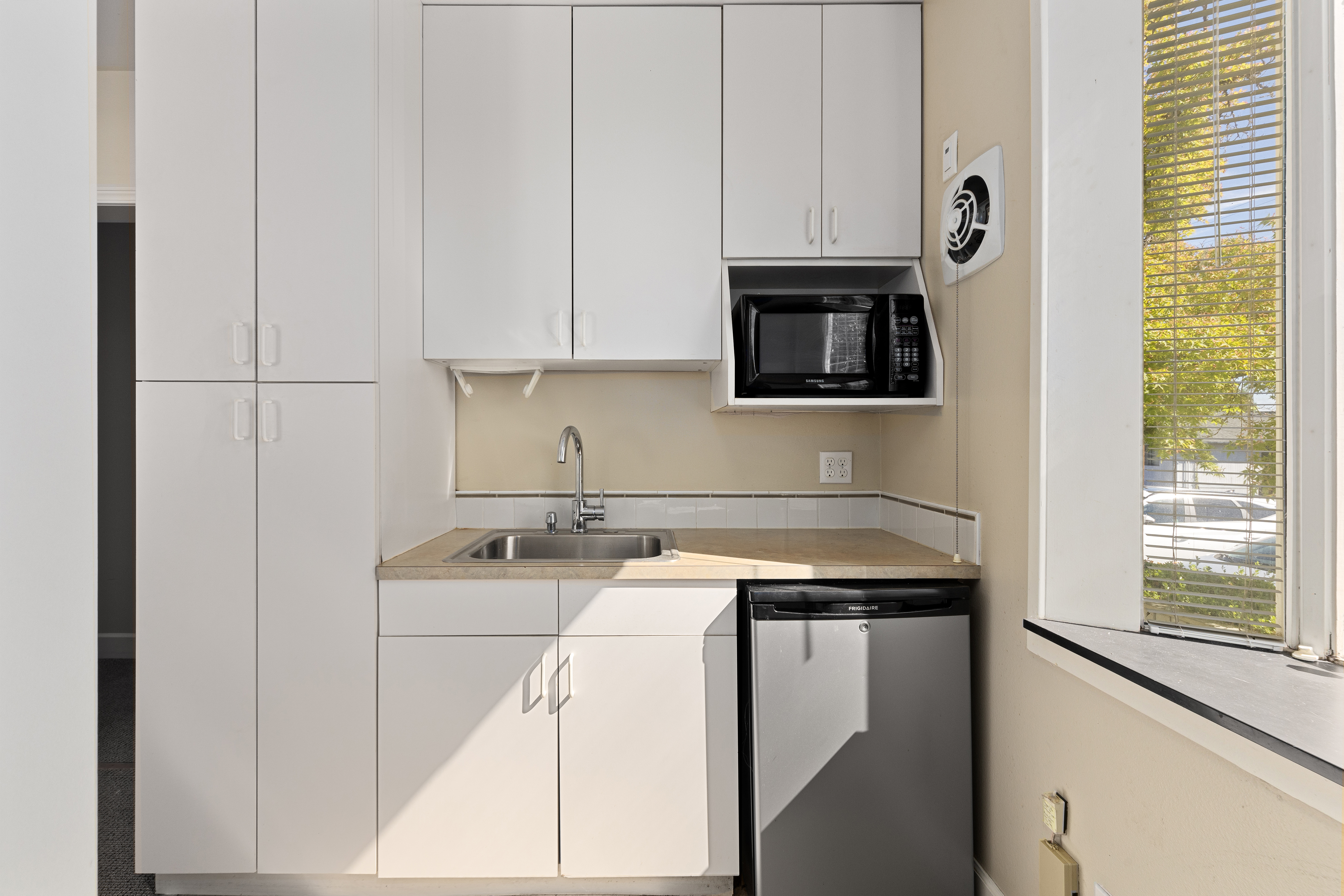 3731 Colby Ave, 3731 Colby Avenue, Everett, WA 98201