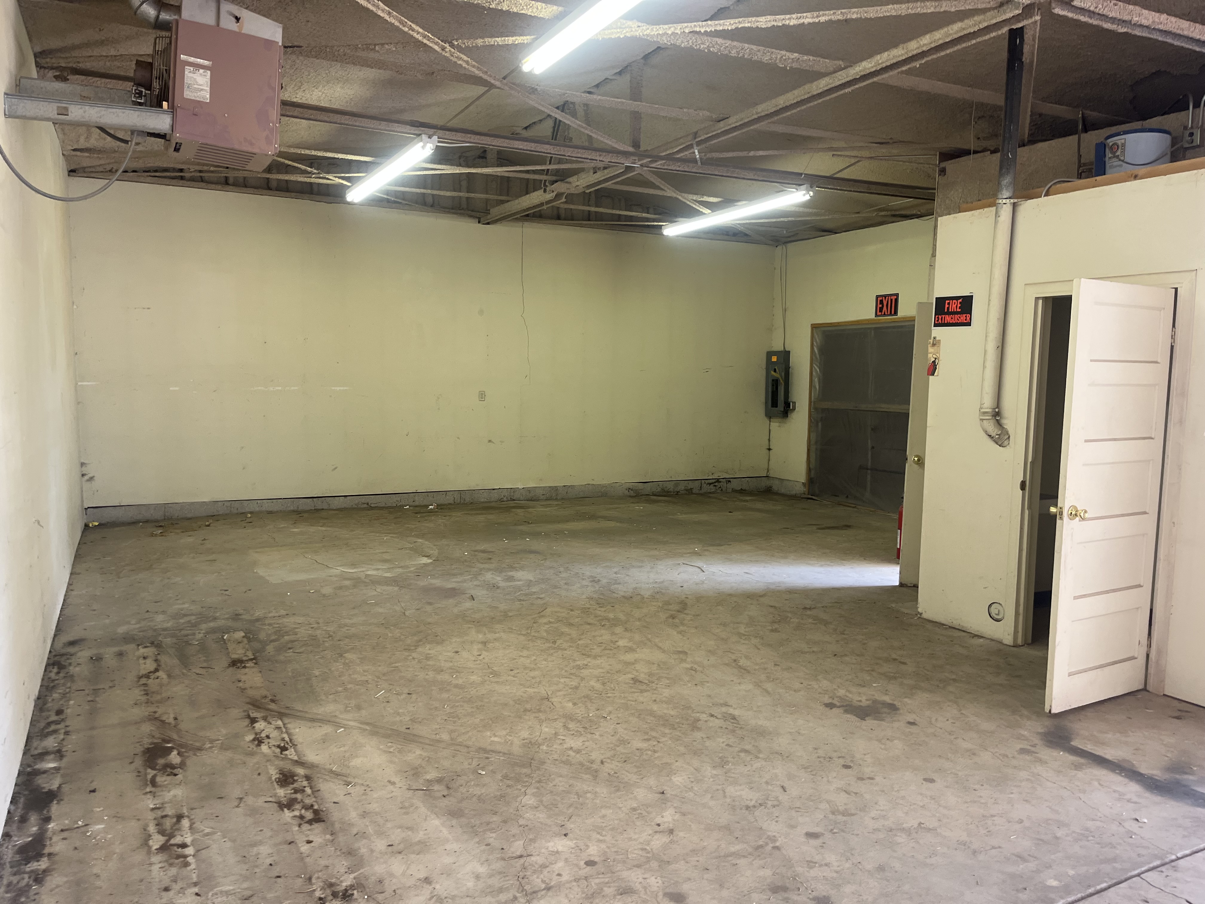 Light Industrial Building, 315 Prairie Road, Colorado Springs, CO 80909