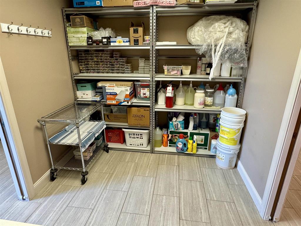 Westside Commercial Condo, 8201 Mayo Drive, Madison, WI 53719