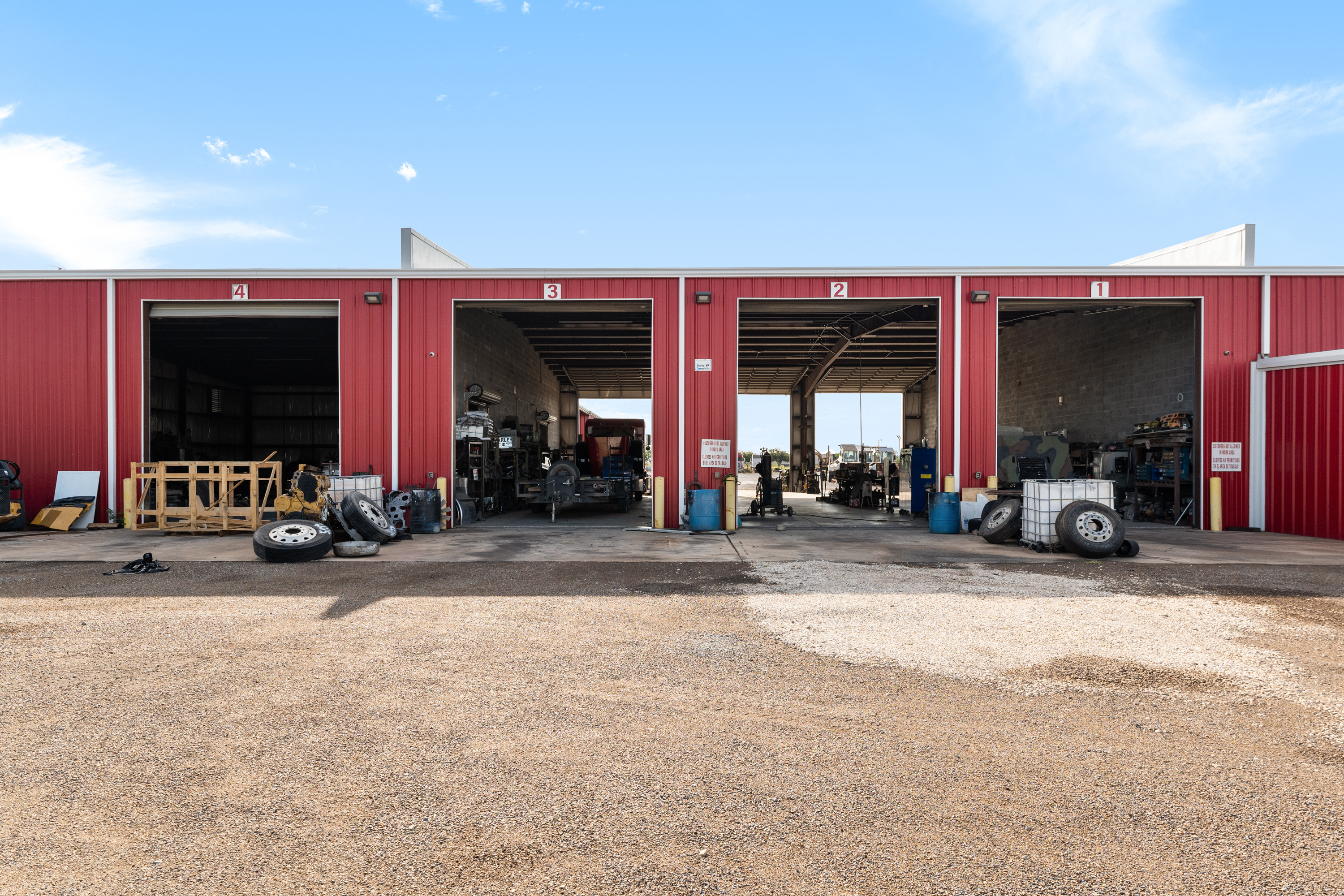 281 Industrial Park, 101 Pennzoil Loop South, Edinburg, TX 78542