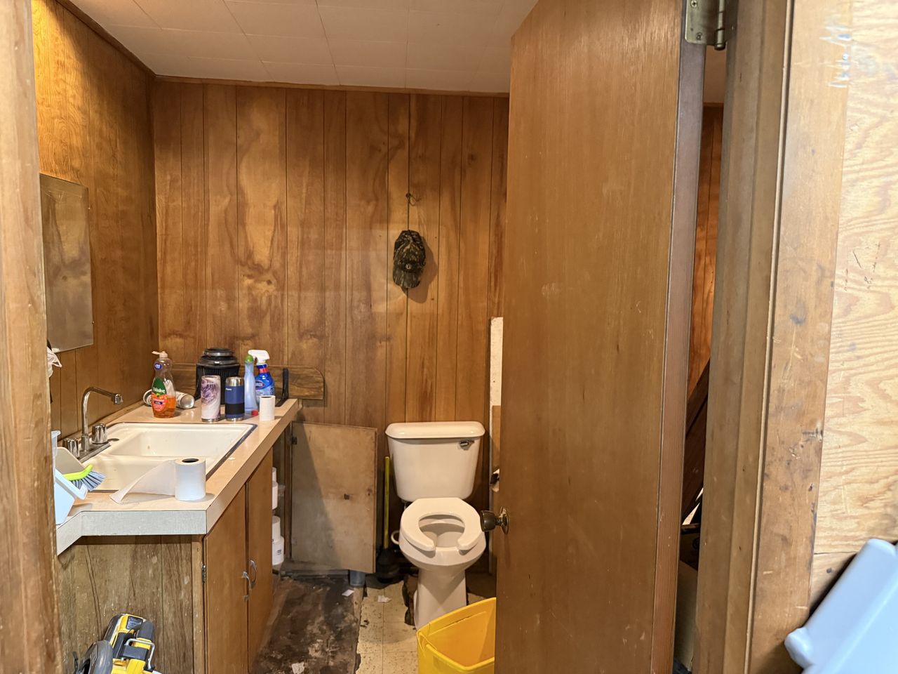 Warehouse in City of Lansing For Lease, 3 South Hosmer Street, Lansing, MI 48912