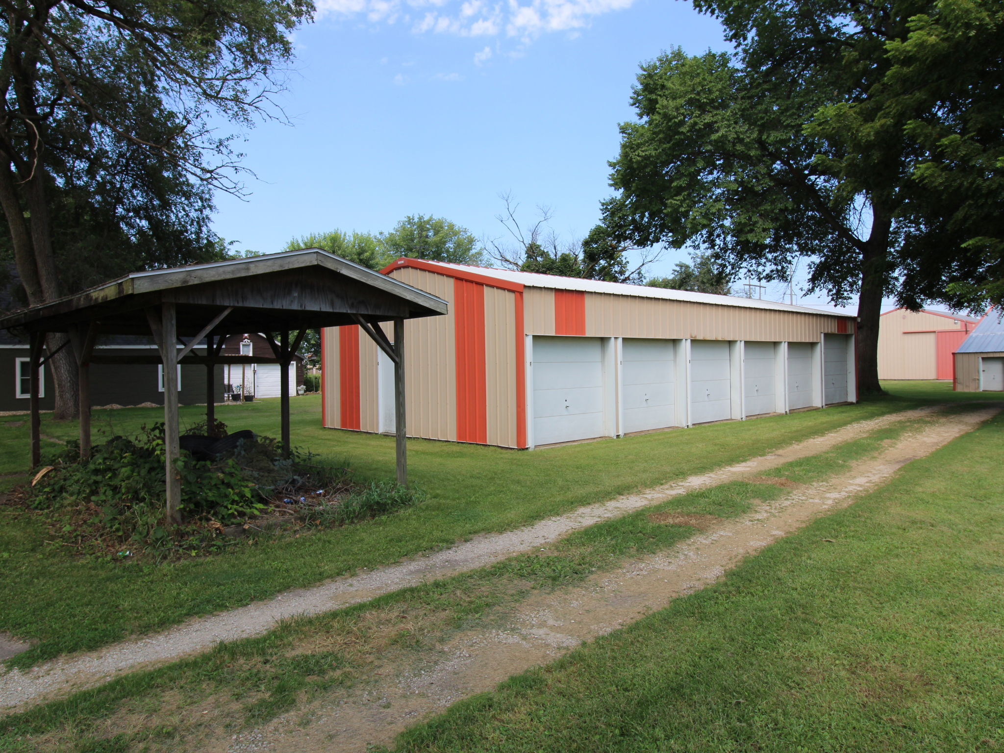 1803 E Rock Falls Rd, 1803 East Rock Falls Road, Rock Falls, IL 61071