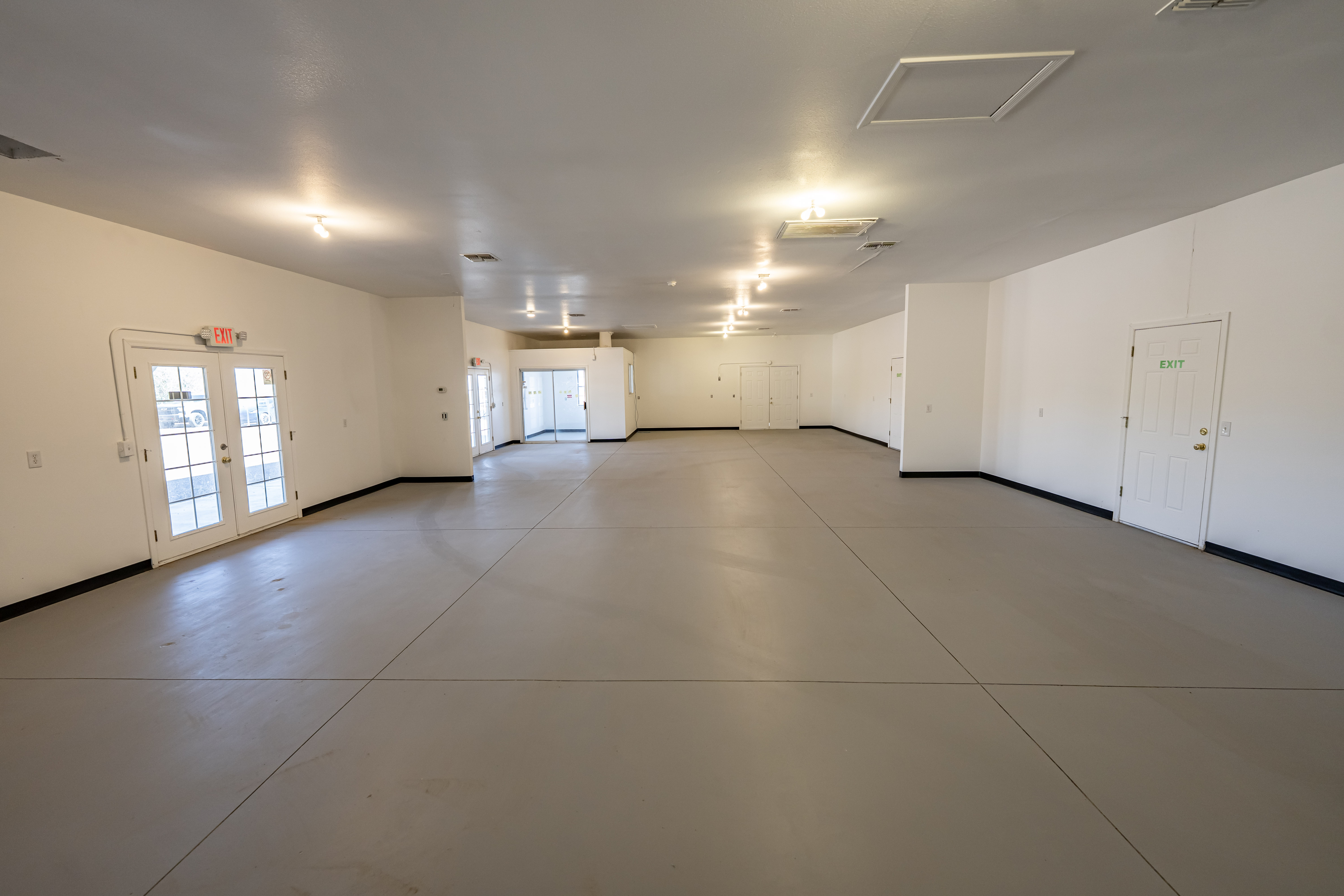 5221 Hwy 68 - Mid Fifty Auto, 5221 Arizona 68, Golden Valley, AZ 86413