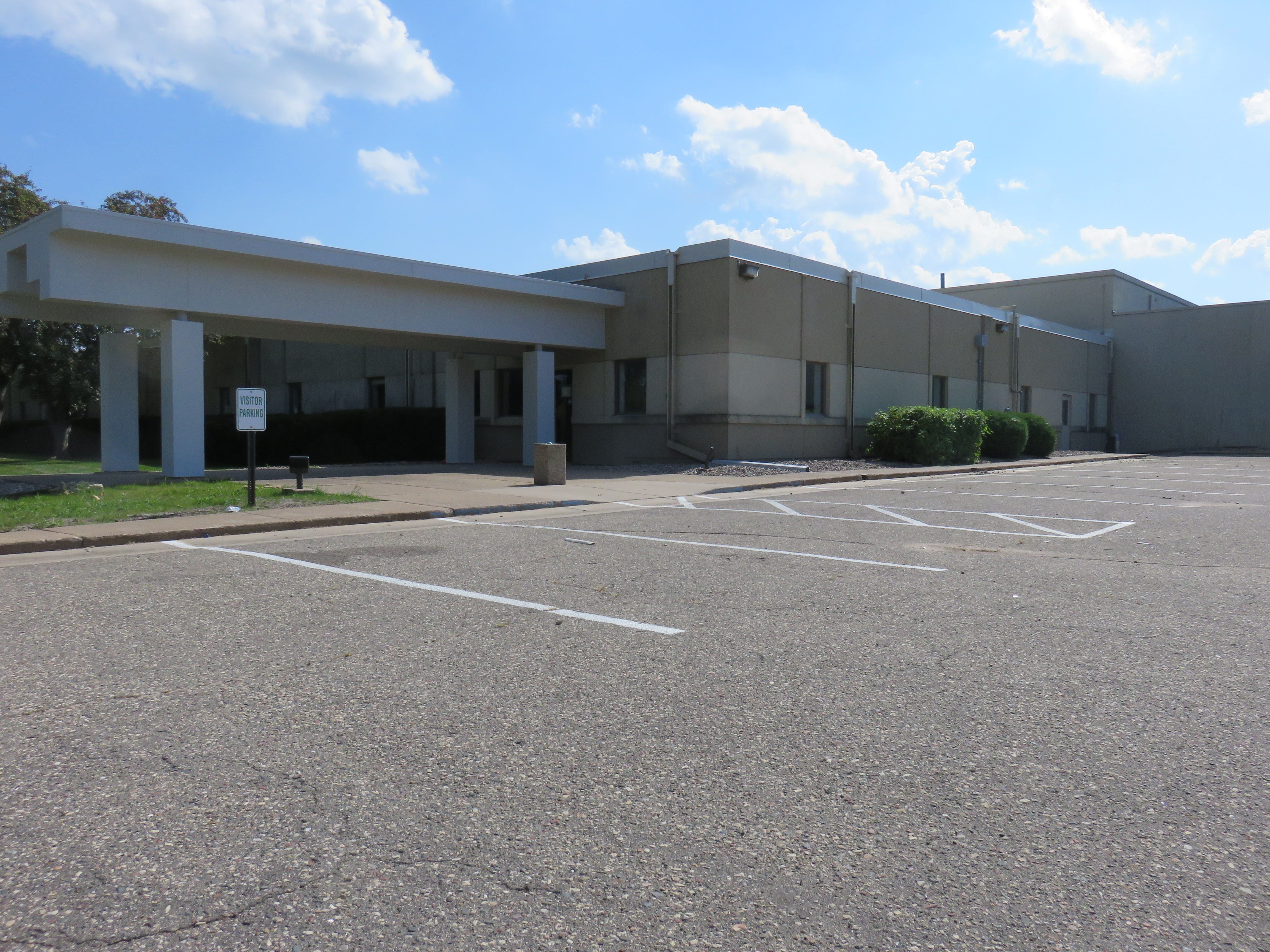 800 10th Street East, Hastings, MN 55033