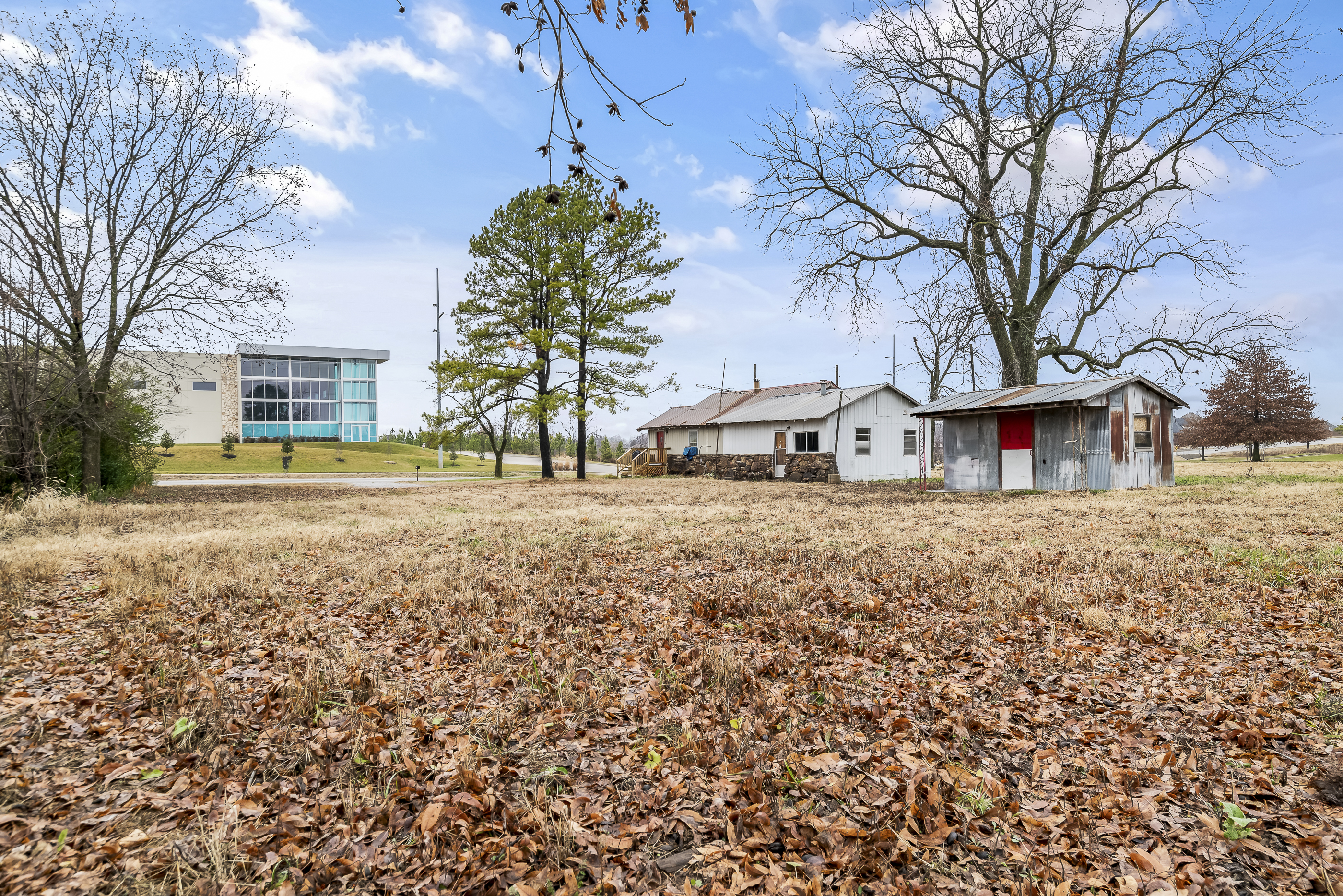 4577 Regional Airport Blvd, 4577 Southwest Regional Airport Boulevard, Bentonville, AR 72713