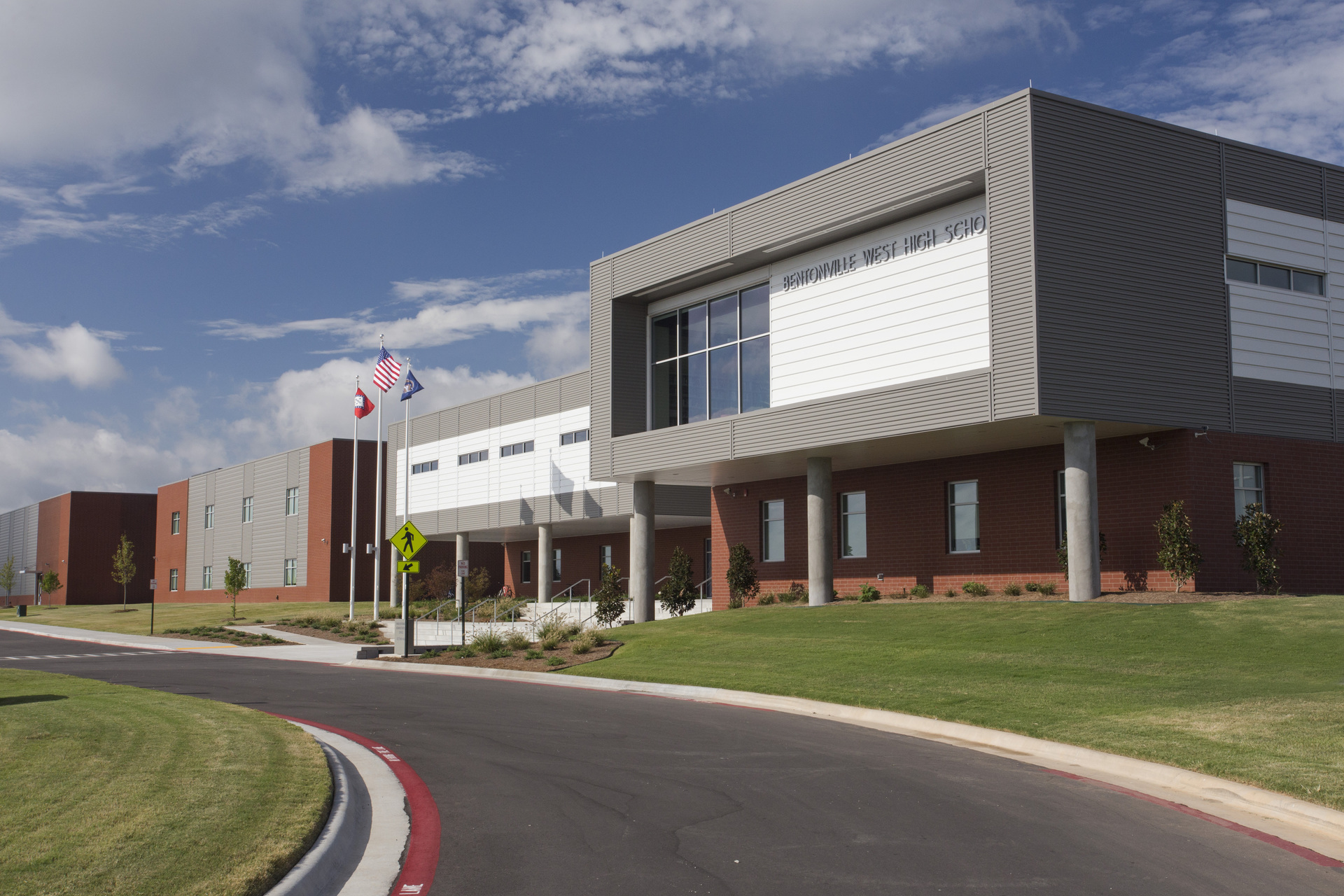 4577 Regional Airport Blvd, 4577 Southwest Regional Airport Boulevard, Bentonville, AR 72713