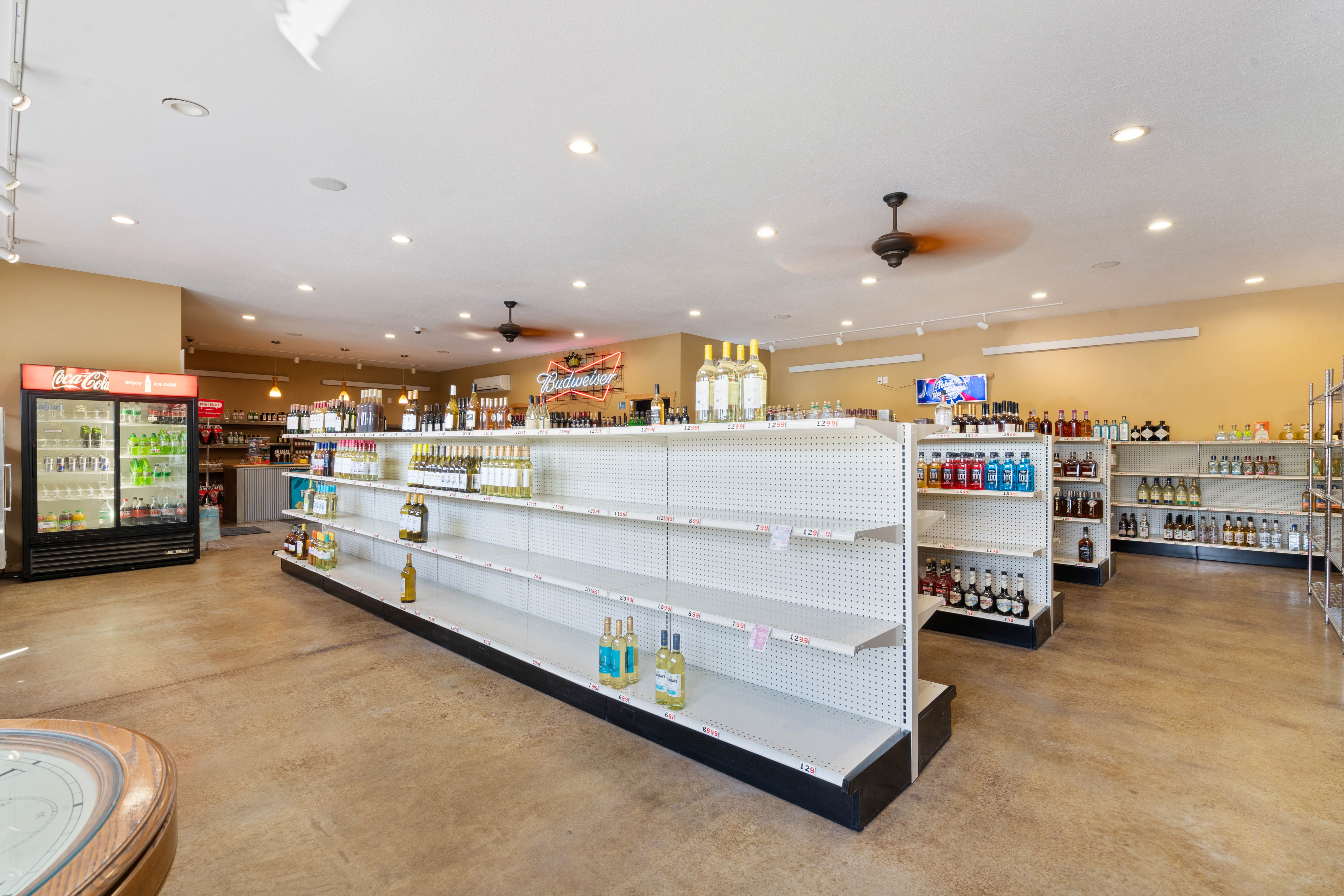 Highway Retail - Esko, MN, 54 Thomson Road, Esko, MN 55733