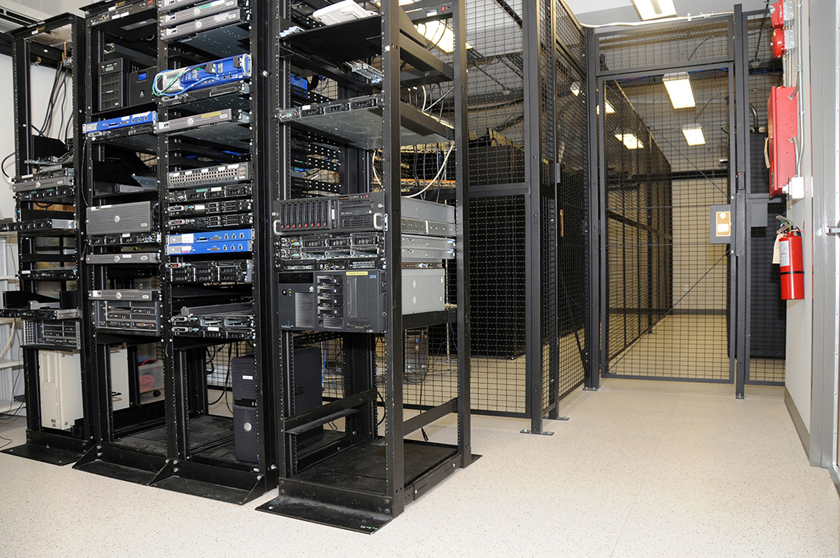 2575 Willow Point Way, Knoxville, TN 37931