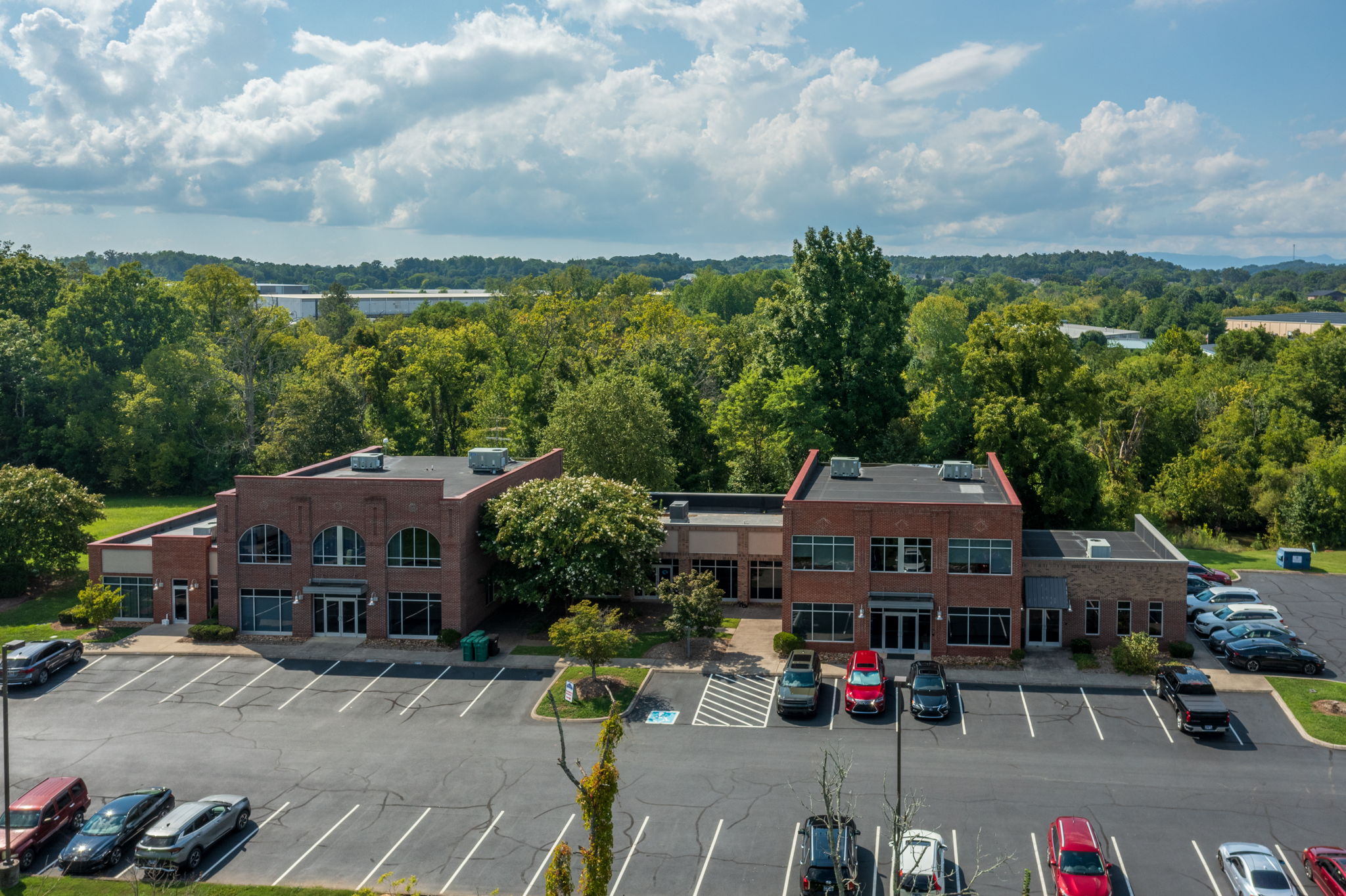 2575 Willow Point Way, Knoxville, TN 37931