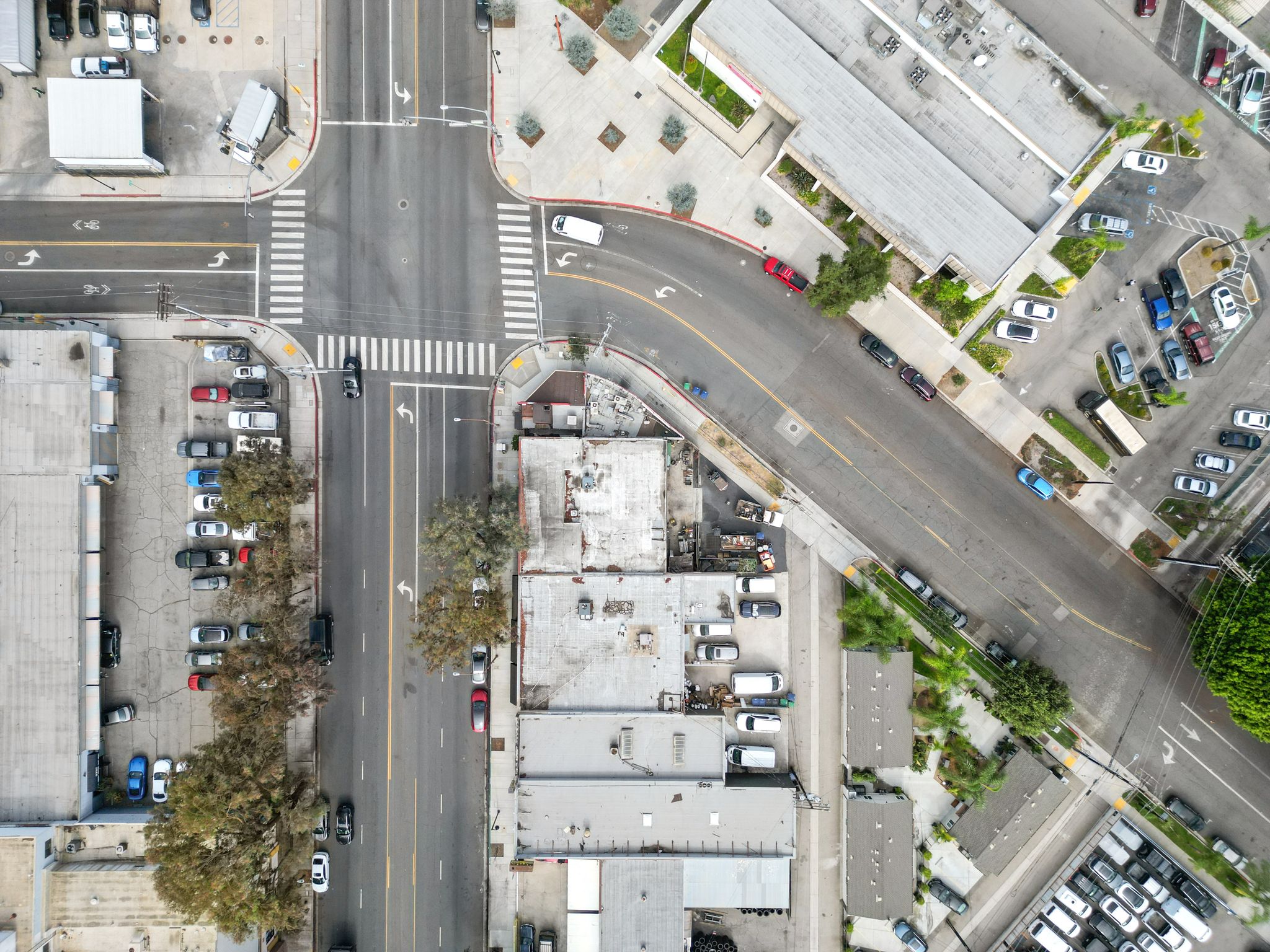 3738 San Fernando Road, Glendale, CA 91204