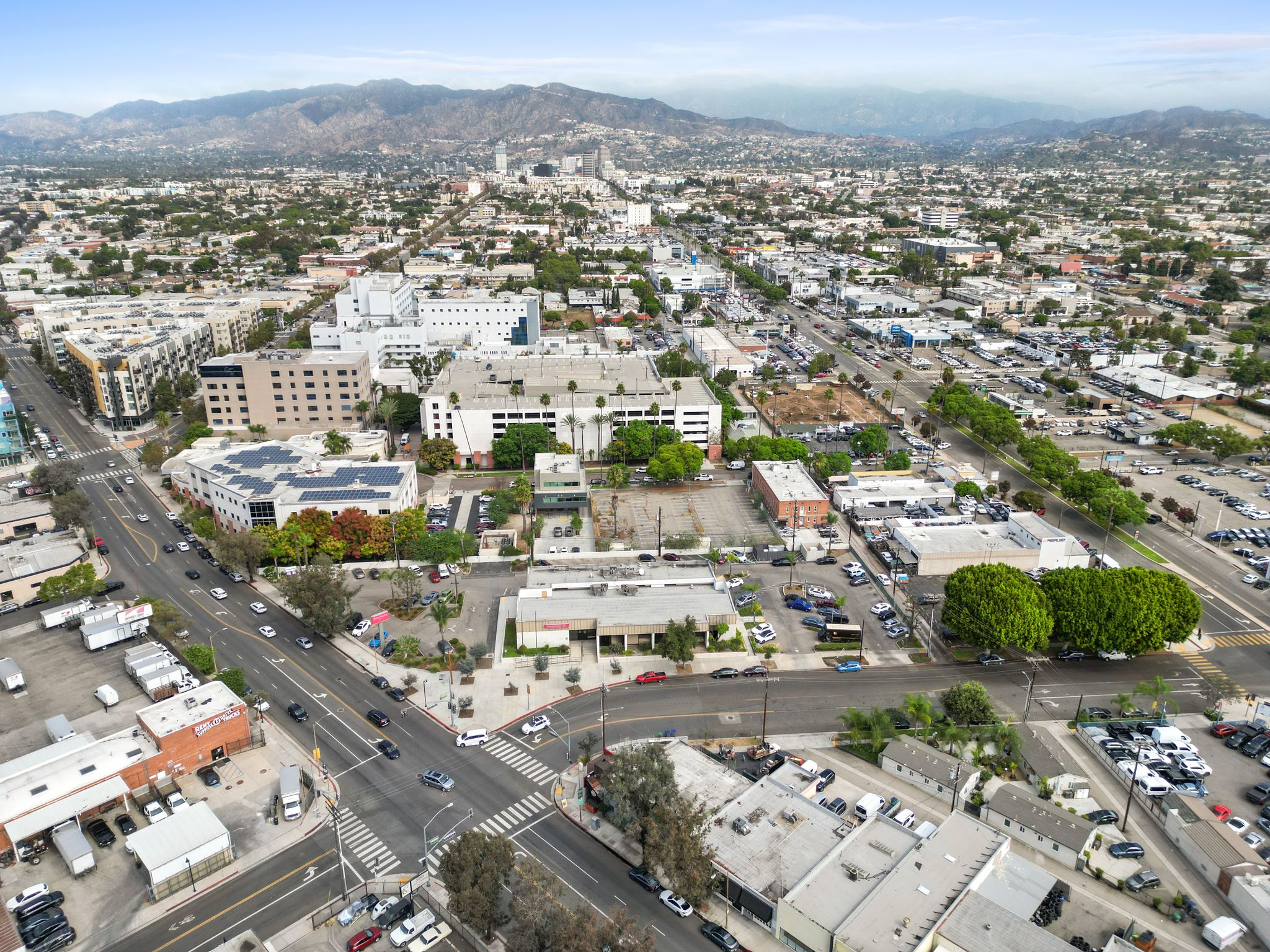 3738 San Fernando Road, Glendale, CA 91204