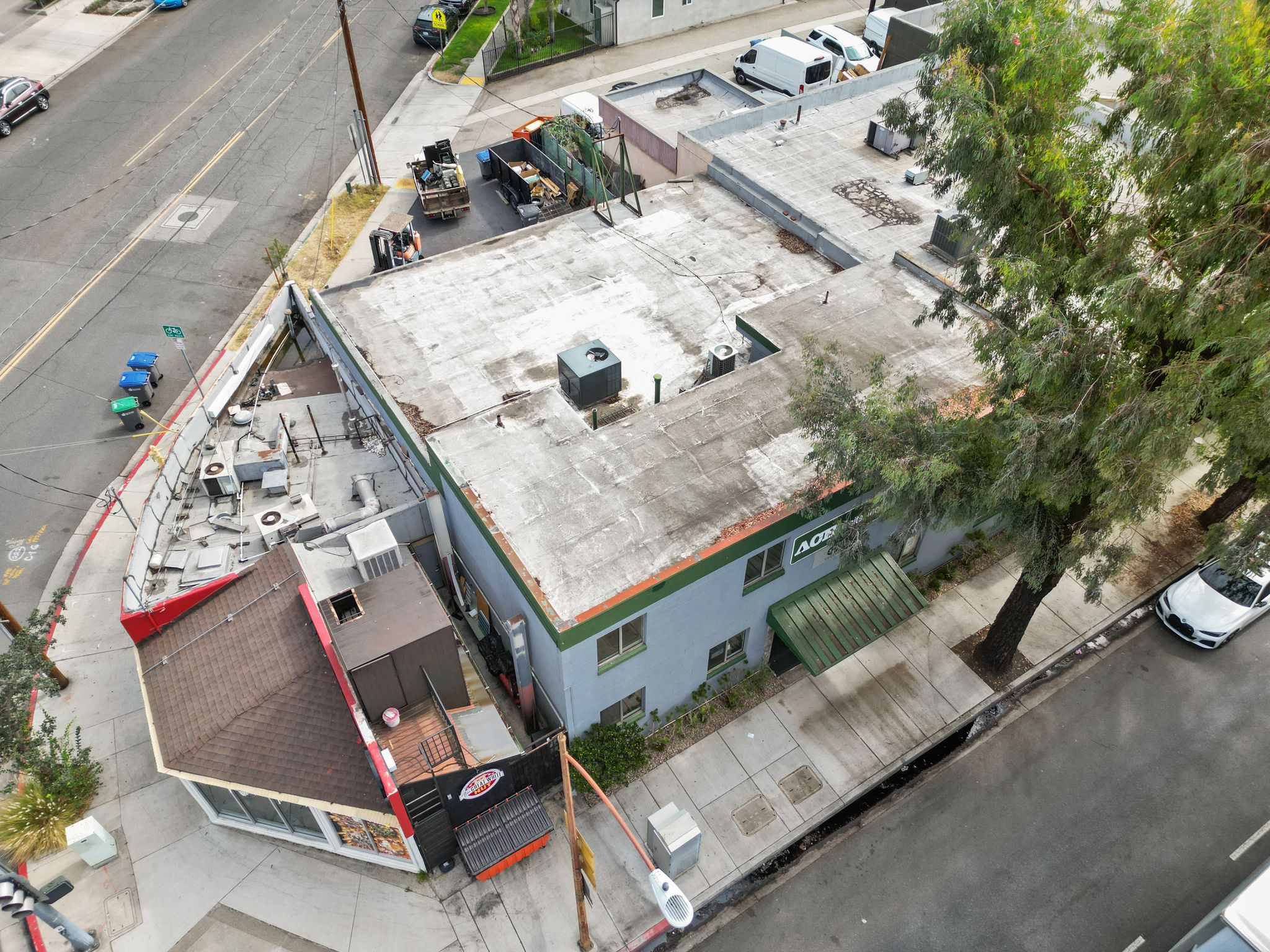 3738 San Fernando Road, Glendale, CA 91204