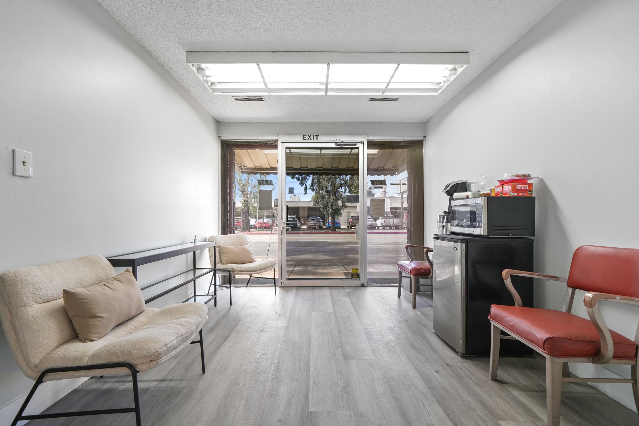 3738 San Fernando Road, Glendale, CA 91204