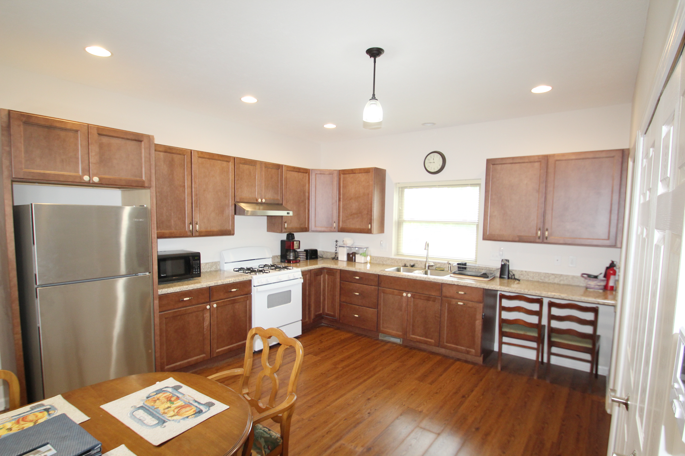 4599 Abbeyville Road, Medina, OH 44256