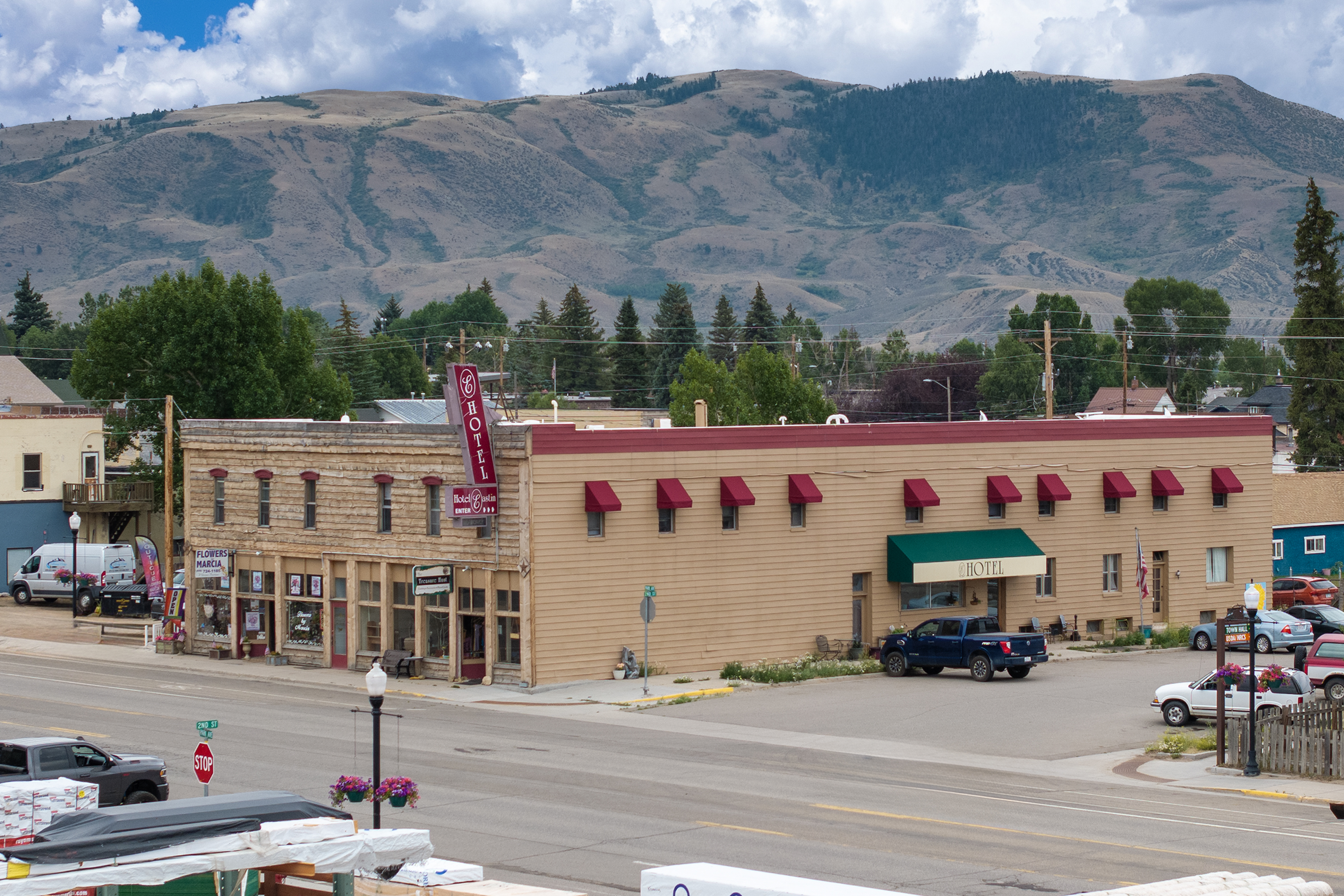 Hotel Eastin, 104 2nd Street, Kremmling, CO 80459