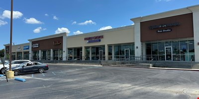 Livingston Square Retail Plaza