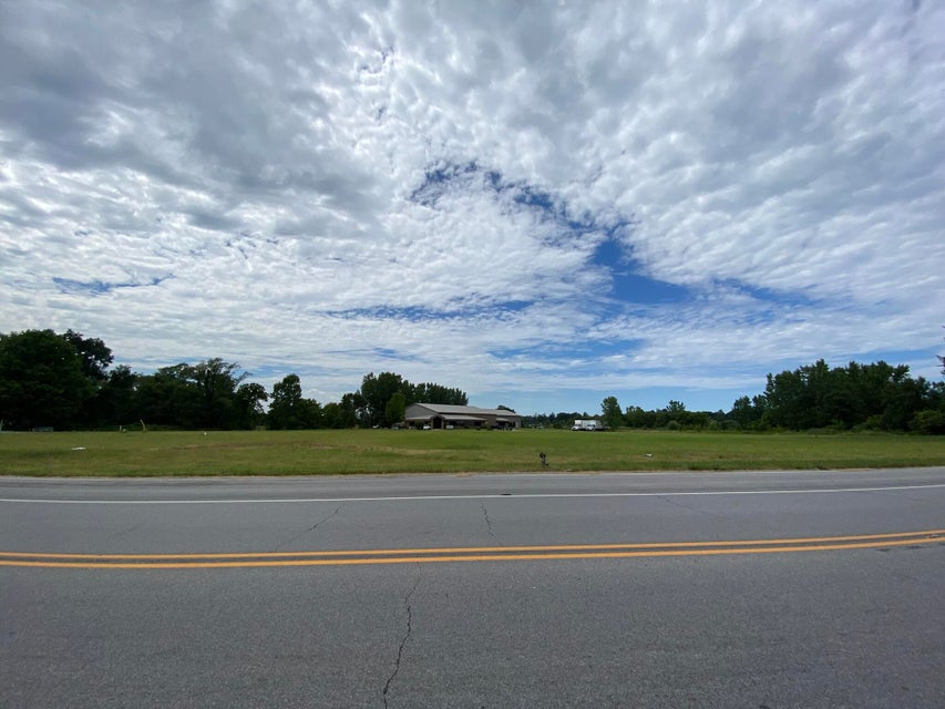 1465 Clark Drive, Valparaiso, IN 46385