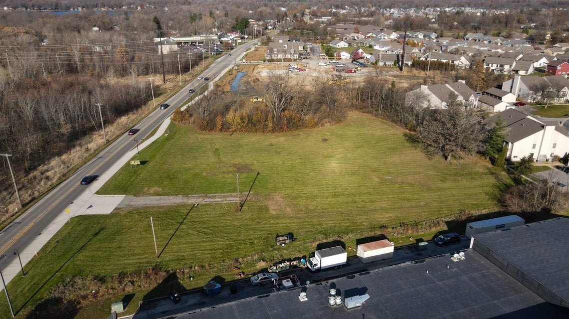 3604 North Calumet Avenue, Valparaiso, IN 46383