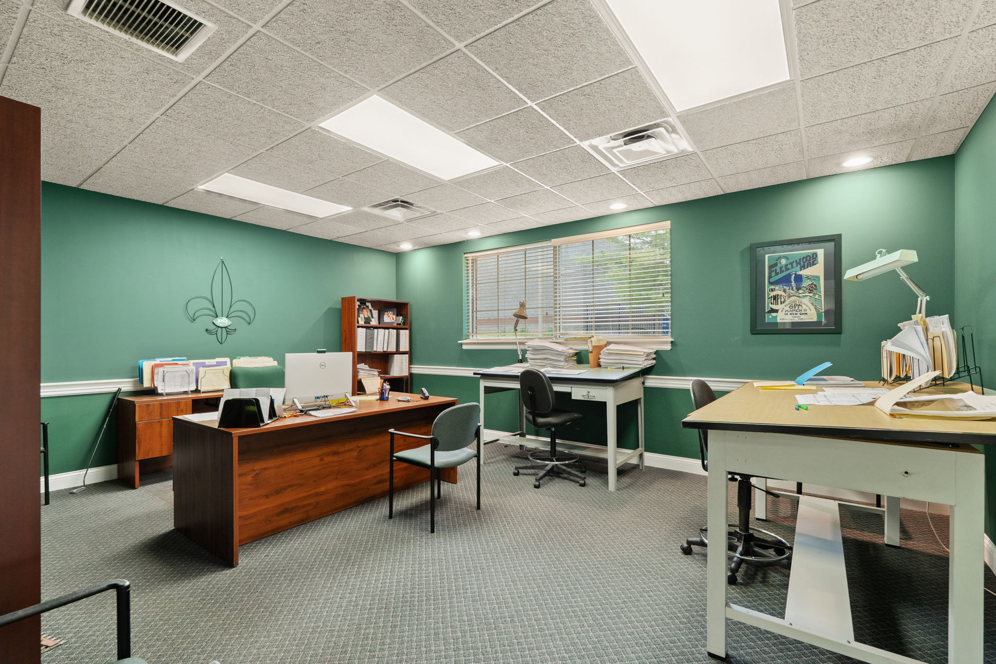 1860 Williamson Court, Louisville, KY 40223