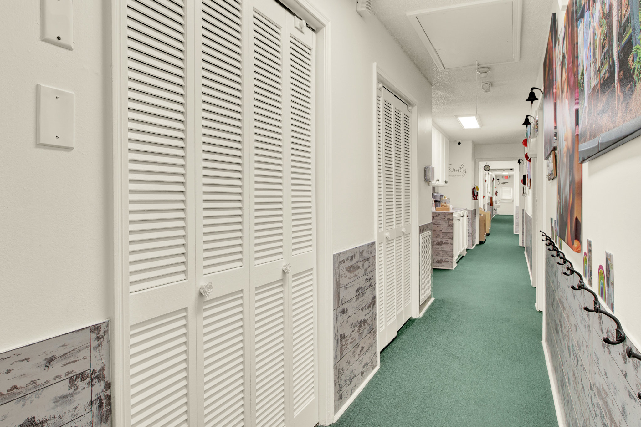 17127 Red Oak Drive, Houston, TX 77090